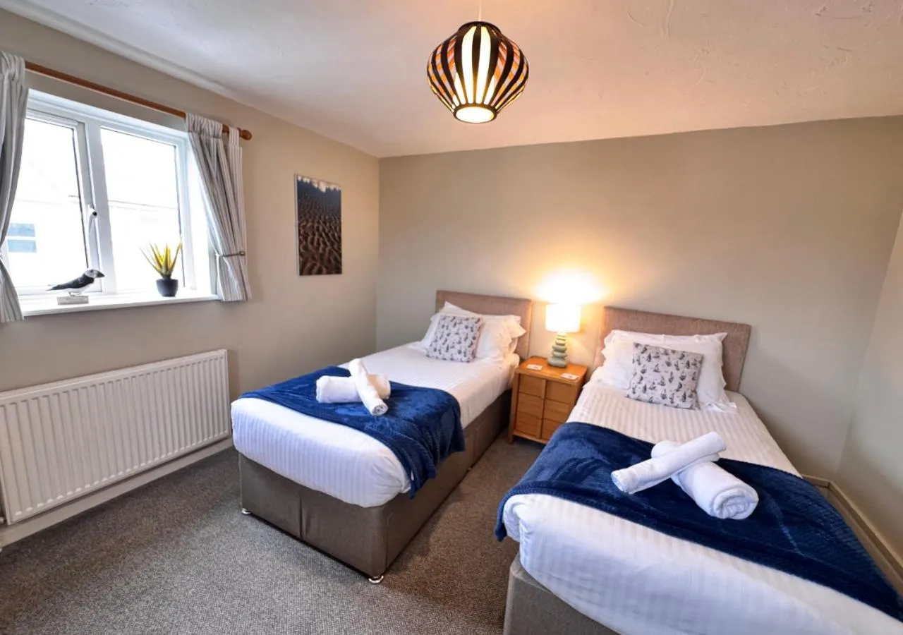 Bedroom, Bed in The Waterfront Inn