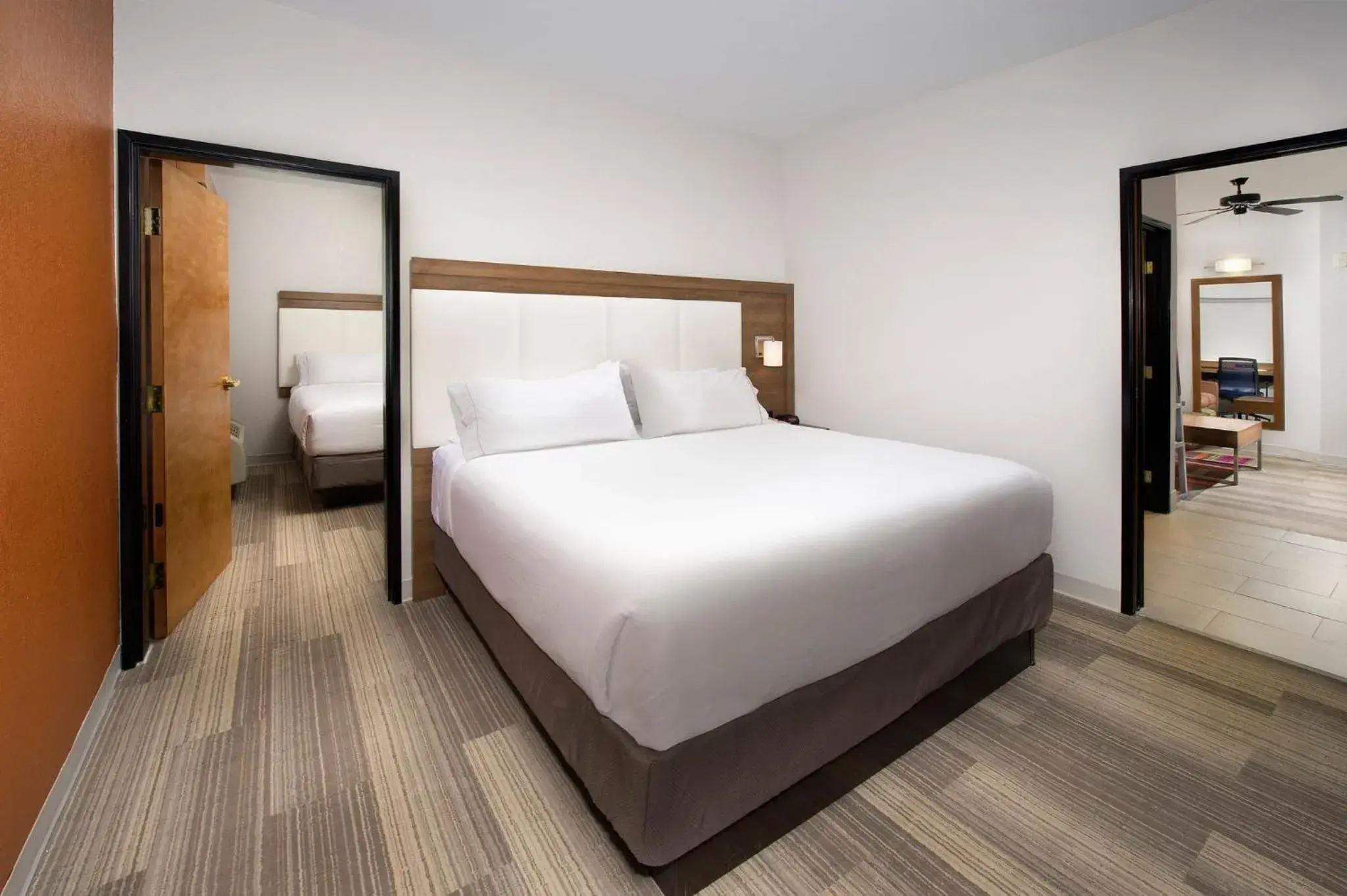 Family Suite in Holiday Inn Express & Suites San Antonio - Downtown Market Area by IHG Family Suite in Holiday Inn Express & Suites San Antonio - Downtown Market Area by IHG