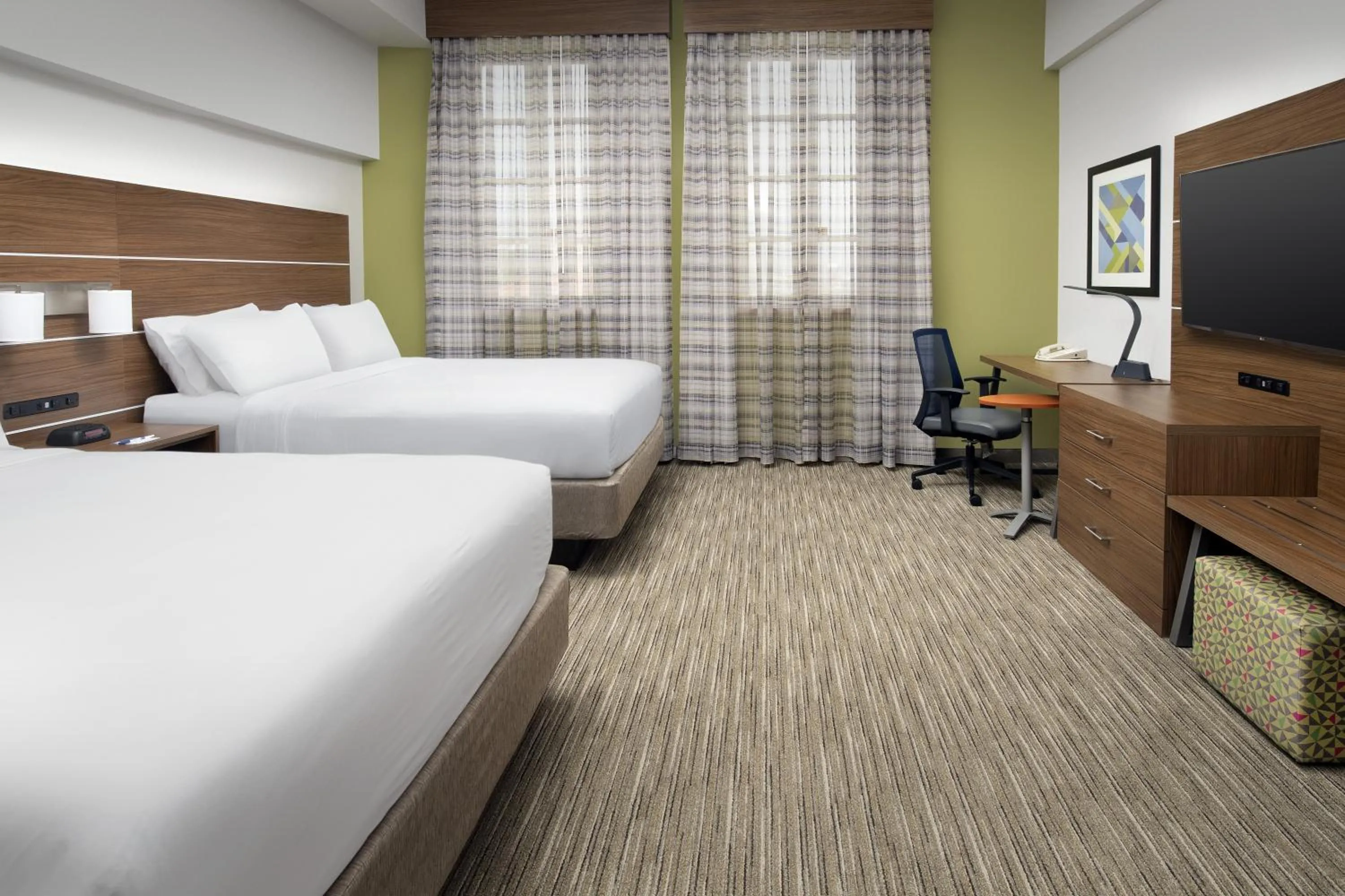 Photo of the whole room, Bed in Holiday Inn Express San Antonio North Riverwalk Area by IHG