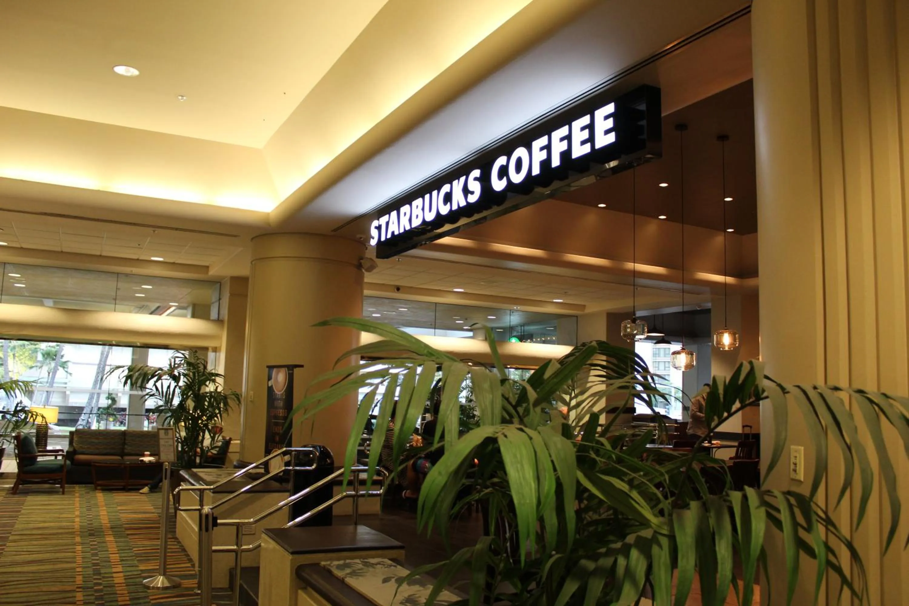 Food in LSI Resorts at Ala Moana