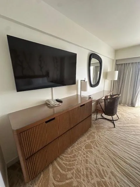 LSI Resorts at Ala Moana