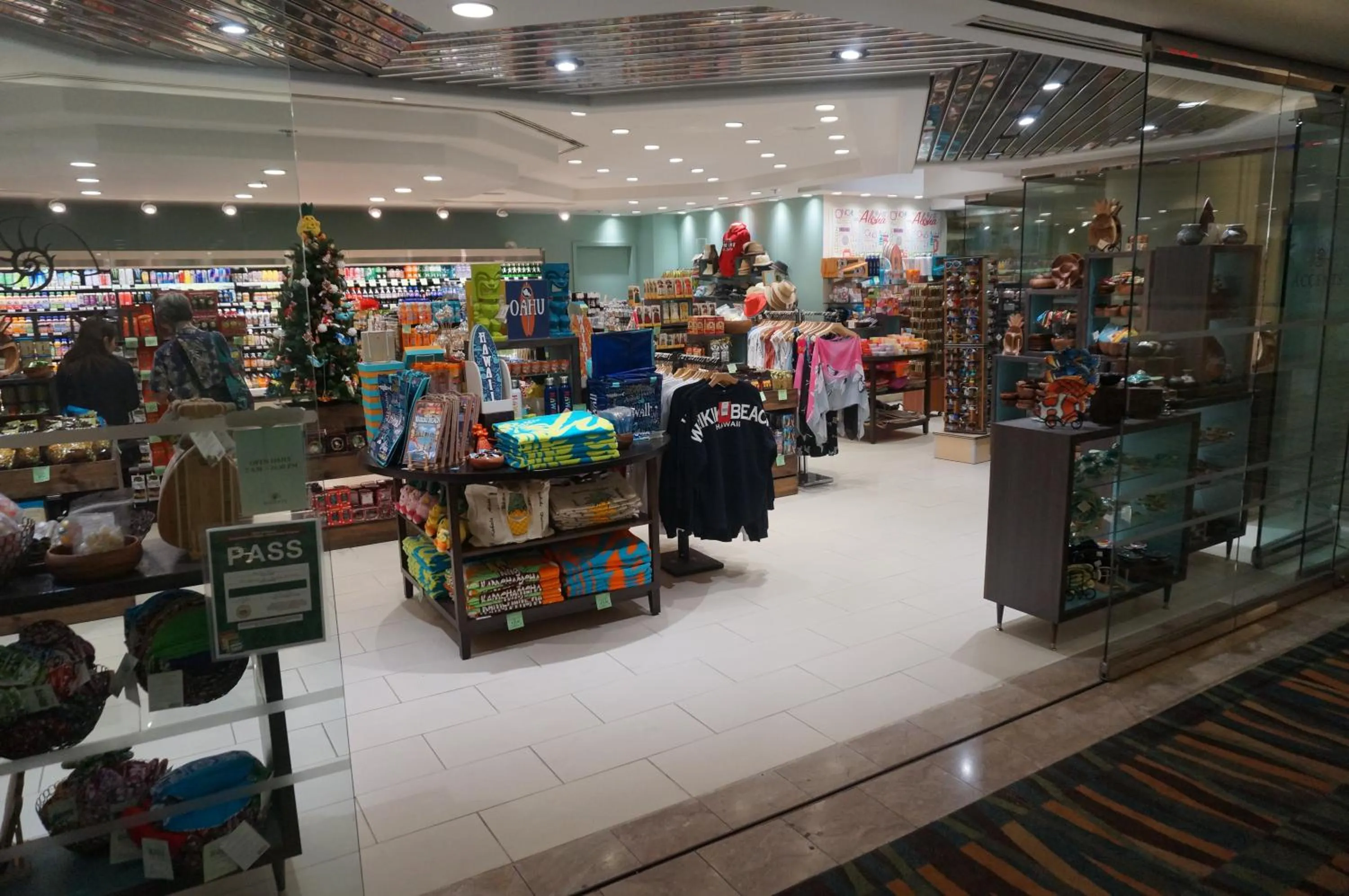 Supermarket/grocery shop in LSI Resorts at Ala Moana