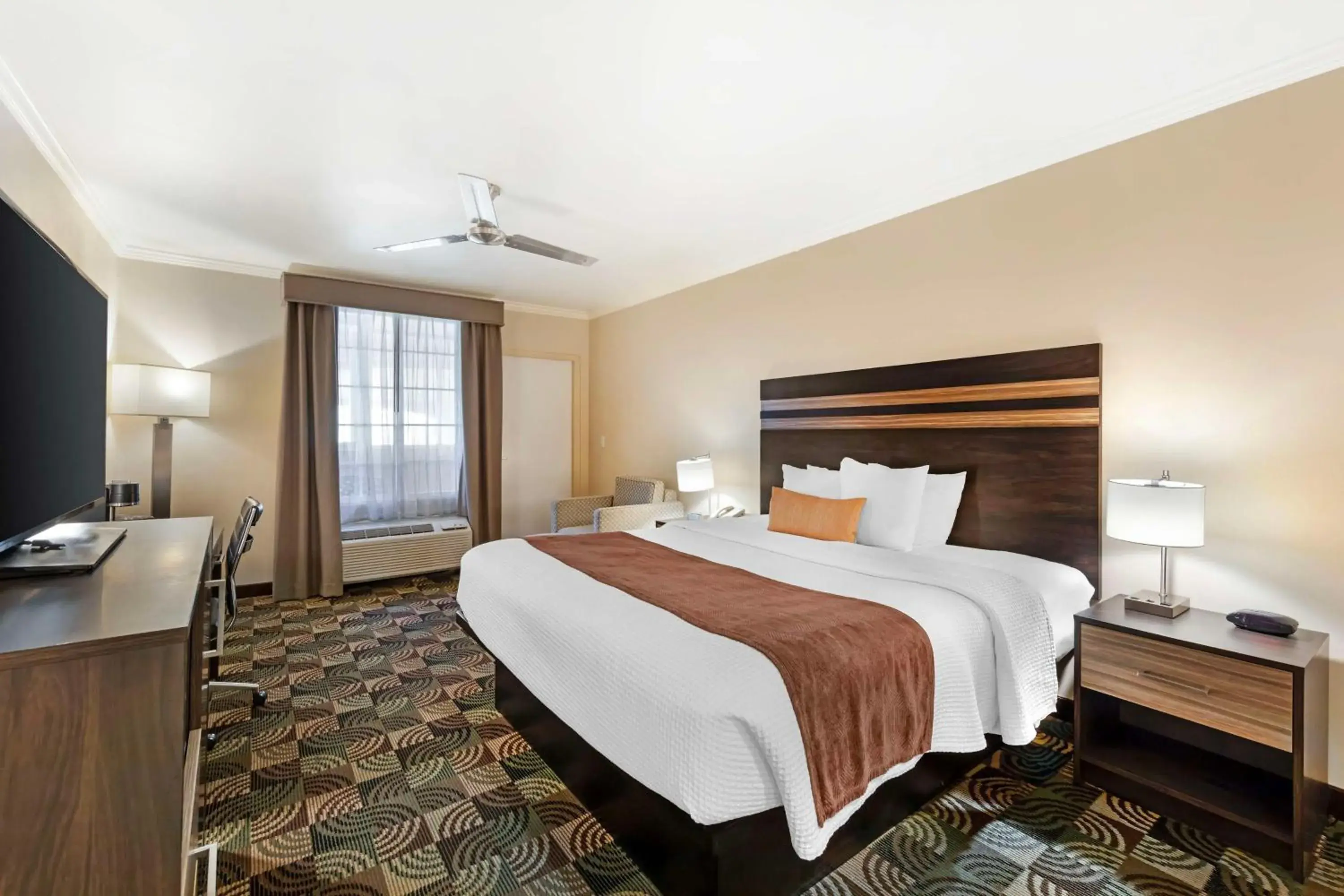 King Room - Non-Smoking in Best Western Plus Country Park Hotel King Room - Non-Smoking in Best Western Plus Country Park Hotel