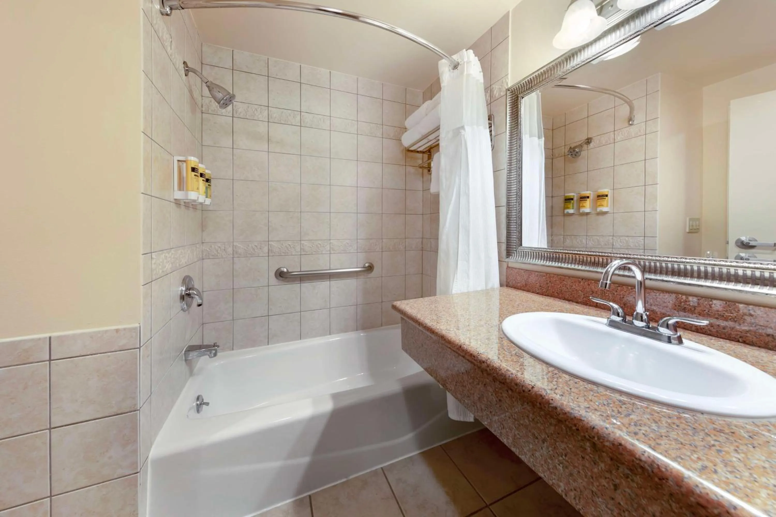 Bathroom in Best Western Plus Country Park Hotel