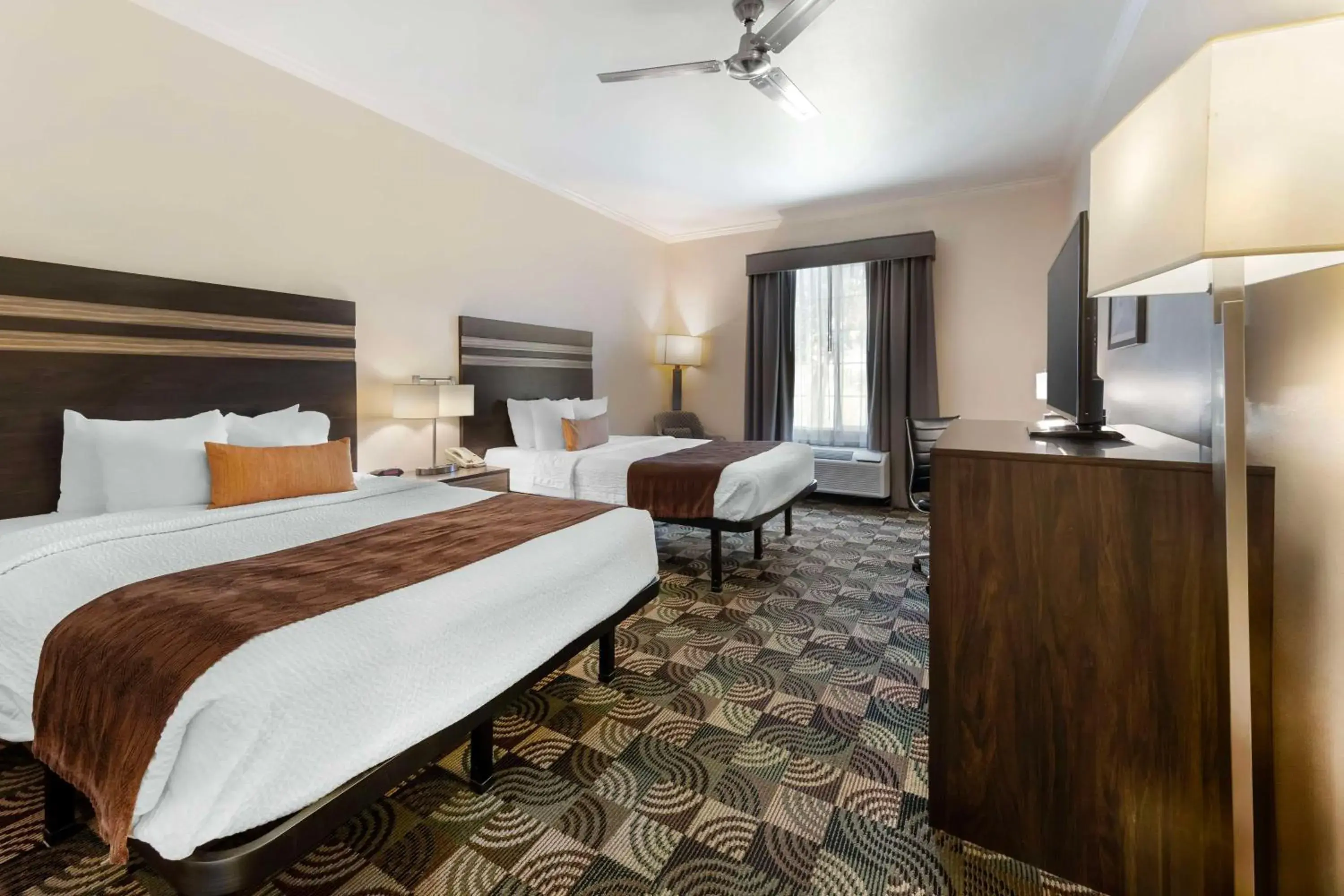 Queen Room - Disability Access/Non-Smoking in Best Western Plus Country Park Hotel Queen Room - Disability Access/Non-Smoking in Best Western Plus Country Park Hotel