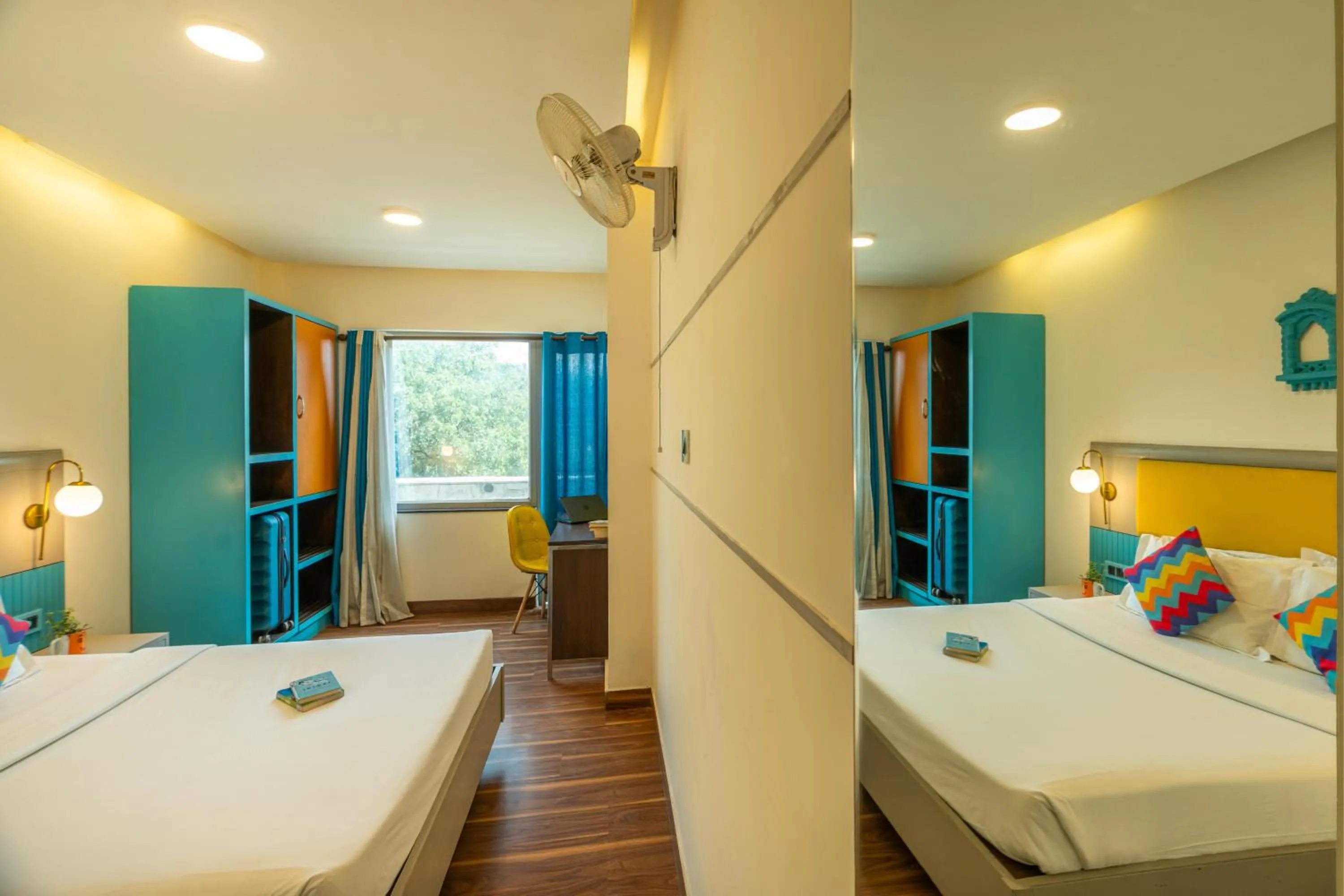 Bedroom, Bed in goSTOPS Delhi