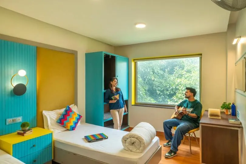 Bed in goSTOPS Delhi