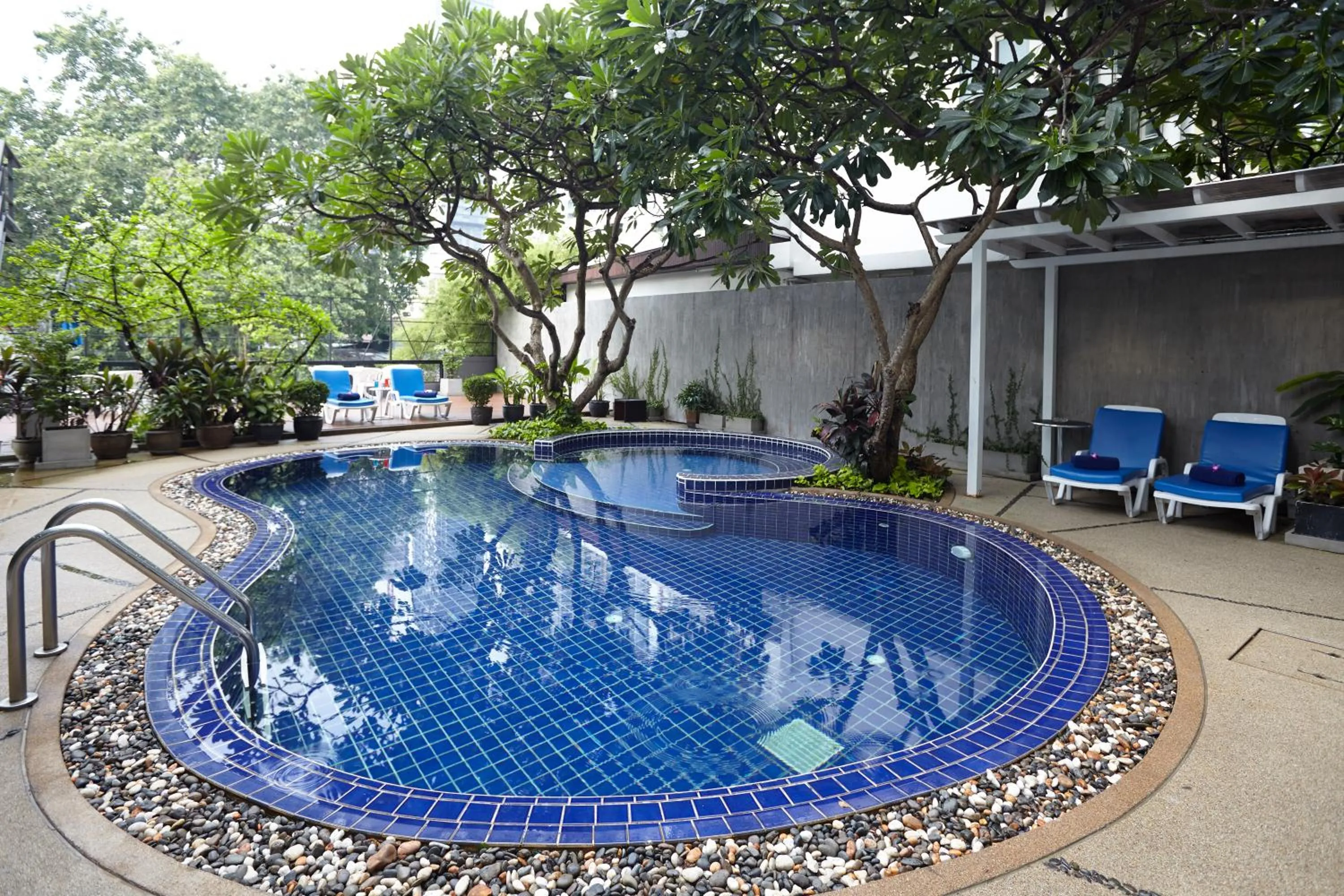 Pool view in Anya Nana at Sukhumvit Bangkok