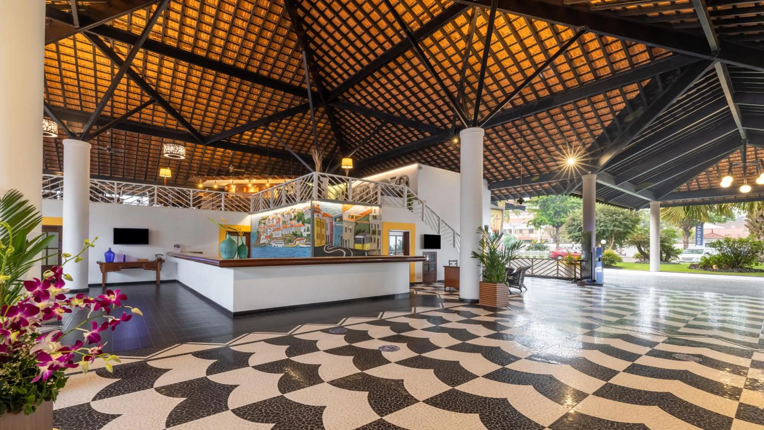 Lobby or reception in Novotel Goa Dona Sylvia Resort