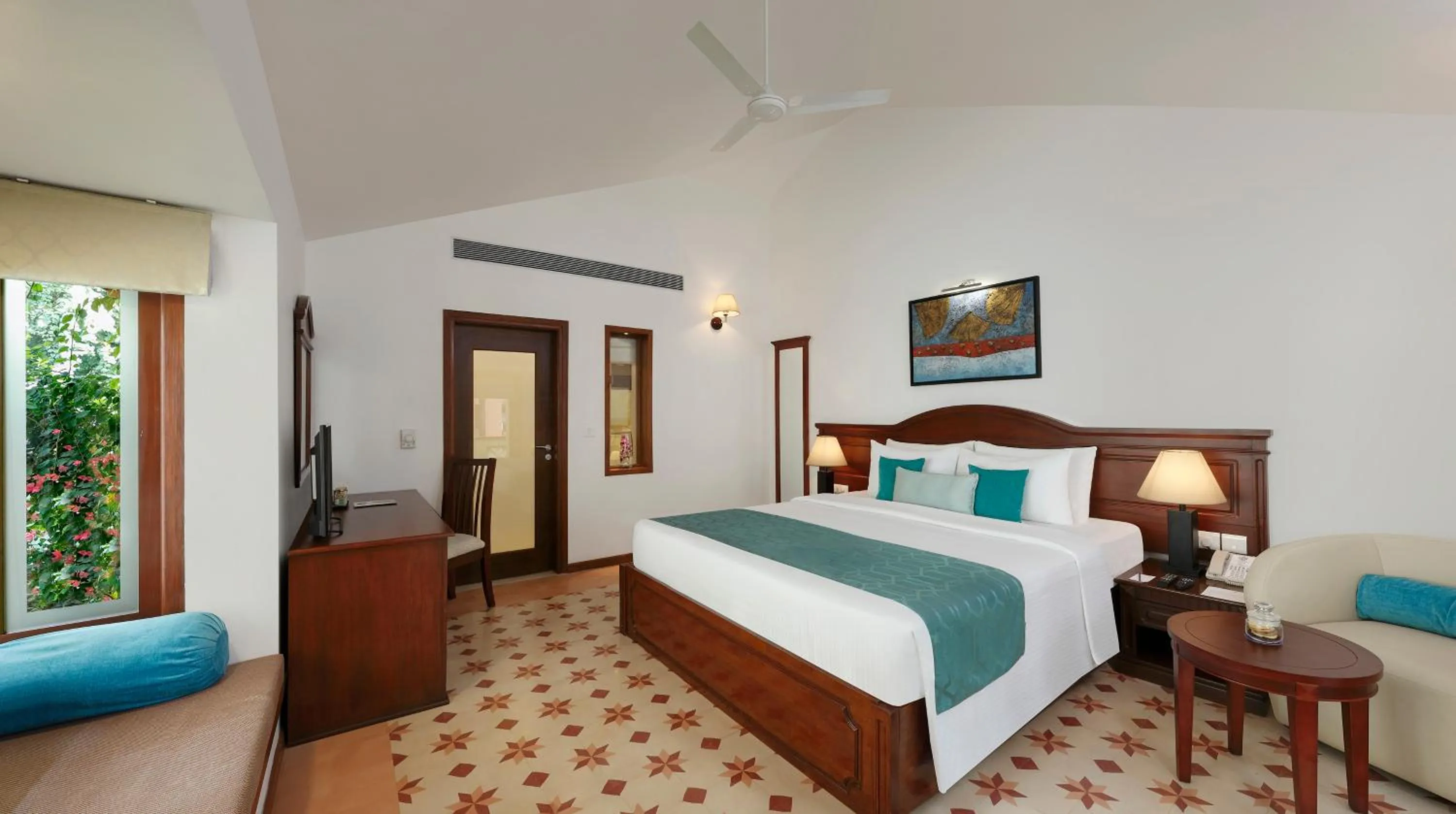 Garden view, Bed in Novotel Goa Dona Sylvia Resort