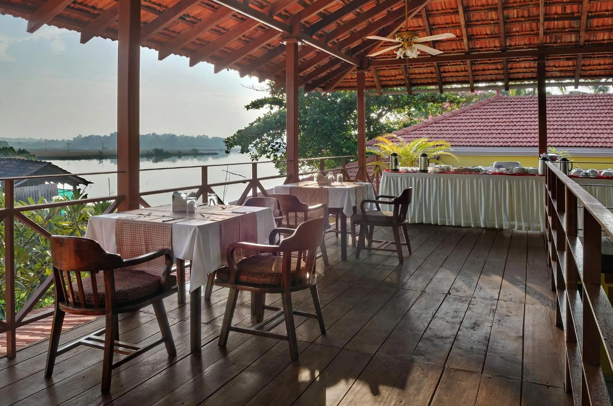 Restaurant/places to eat in Mercure Goa Devaaya Resort