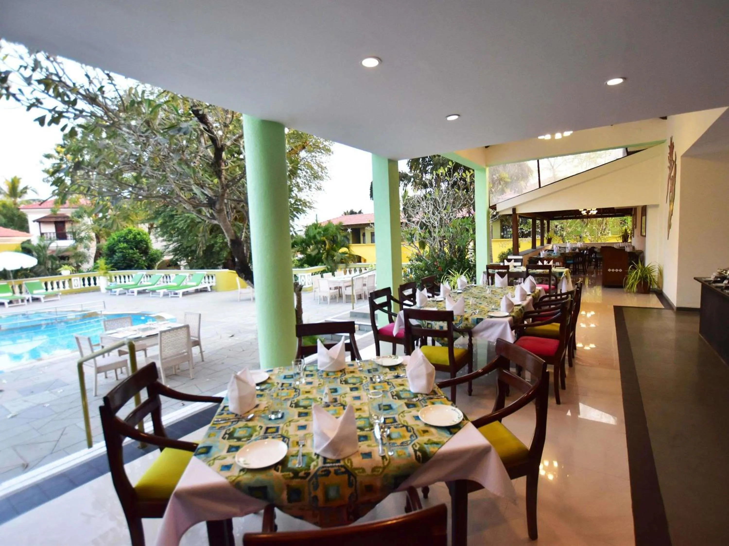 Restaurant/places to eat in Mercure Goa Devaaya Resort