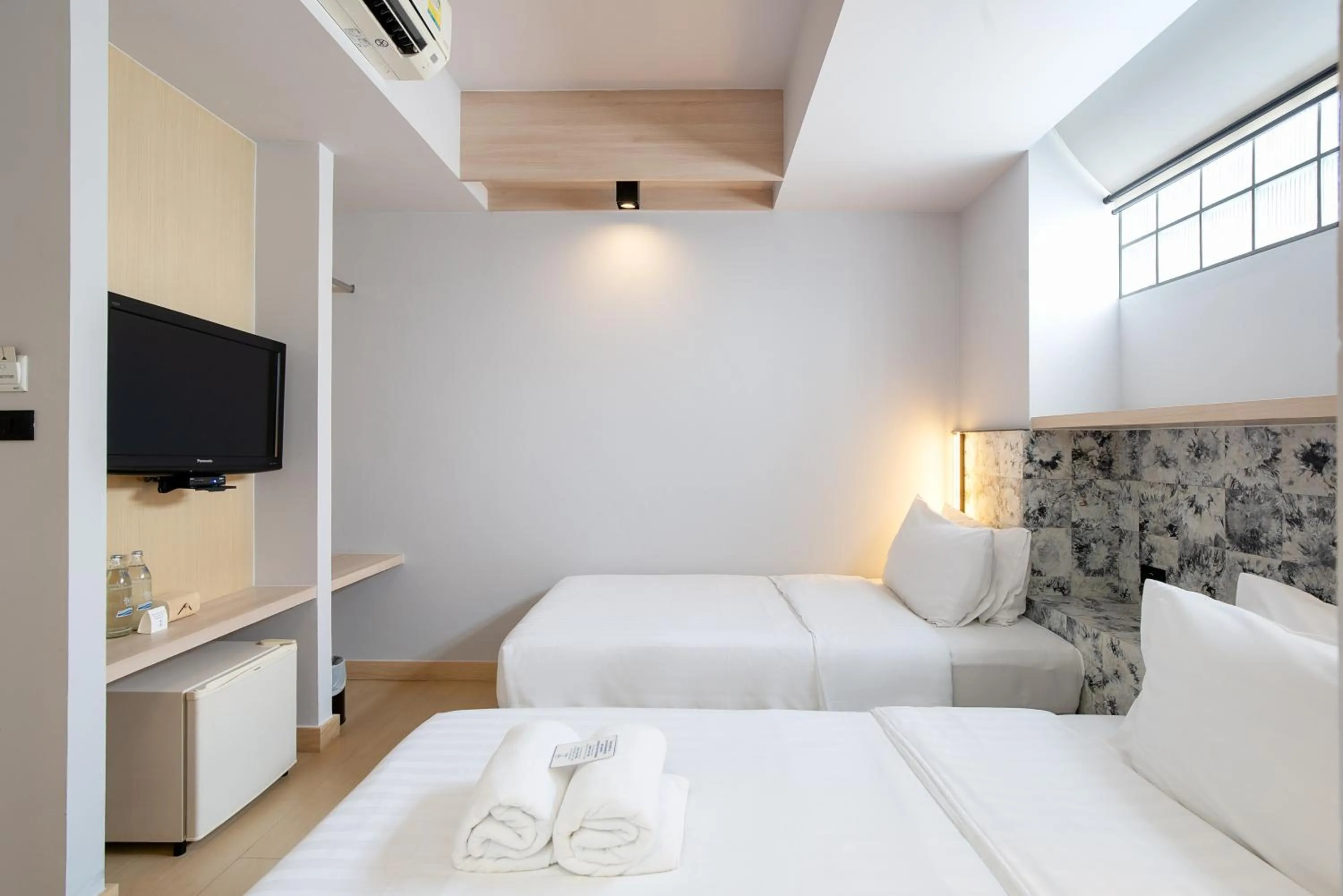 Bed in Metz Pratunam