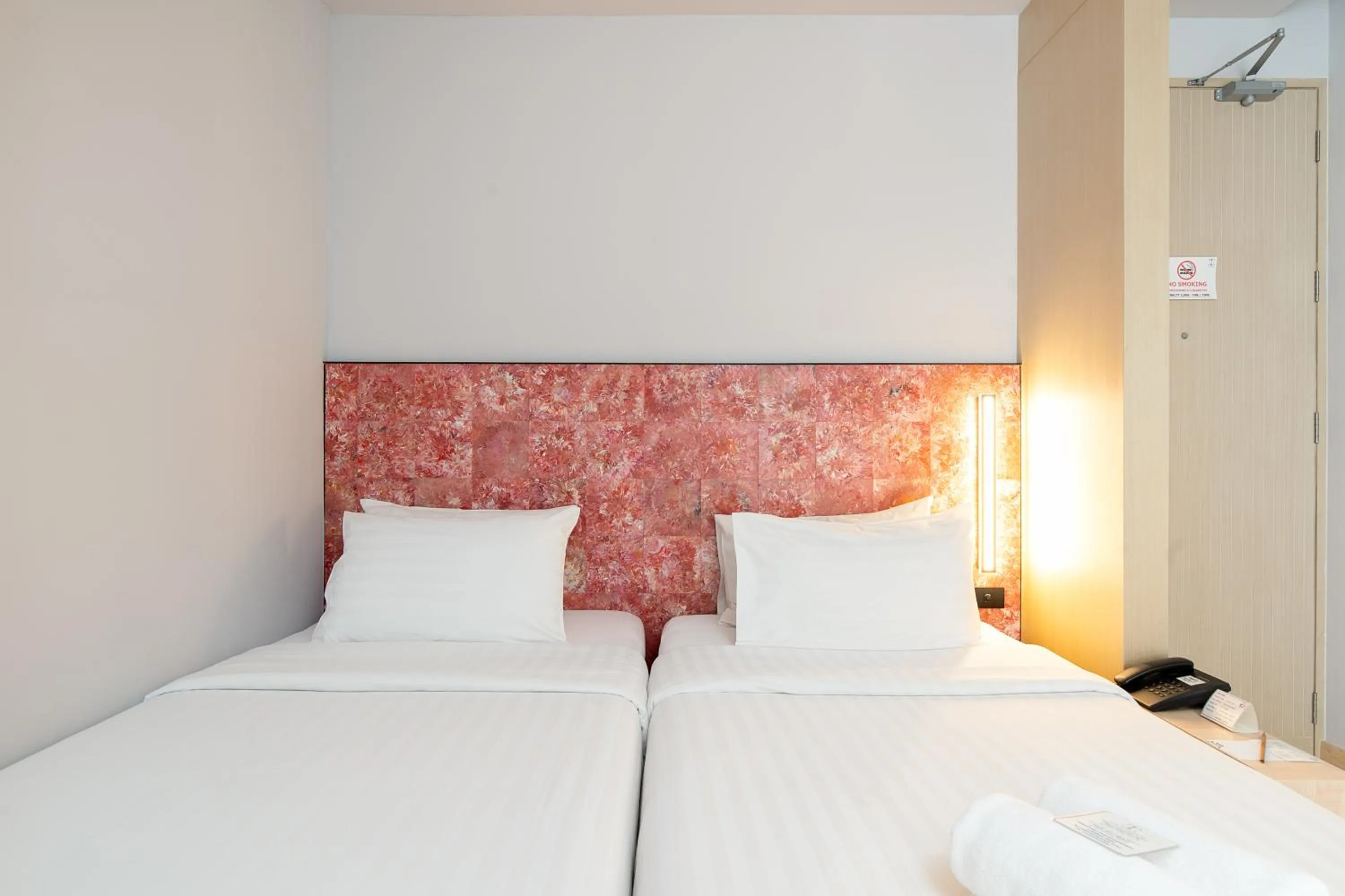 Bed in Metz Pratunam