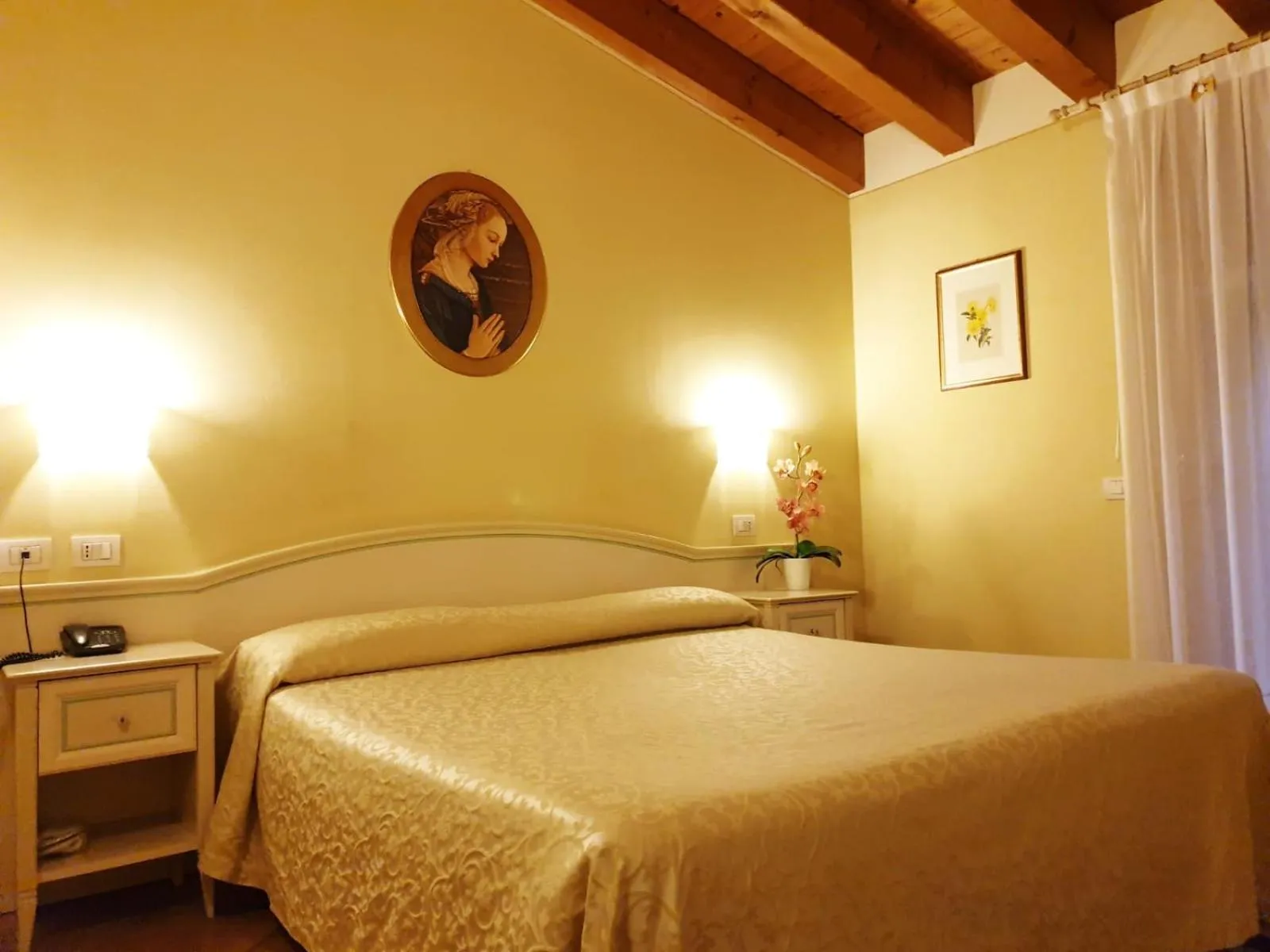Photo of the whole room, Bed in Villa Serena Agriturismo
