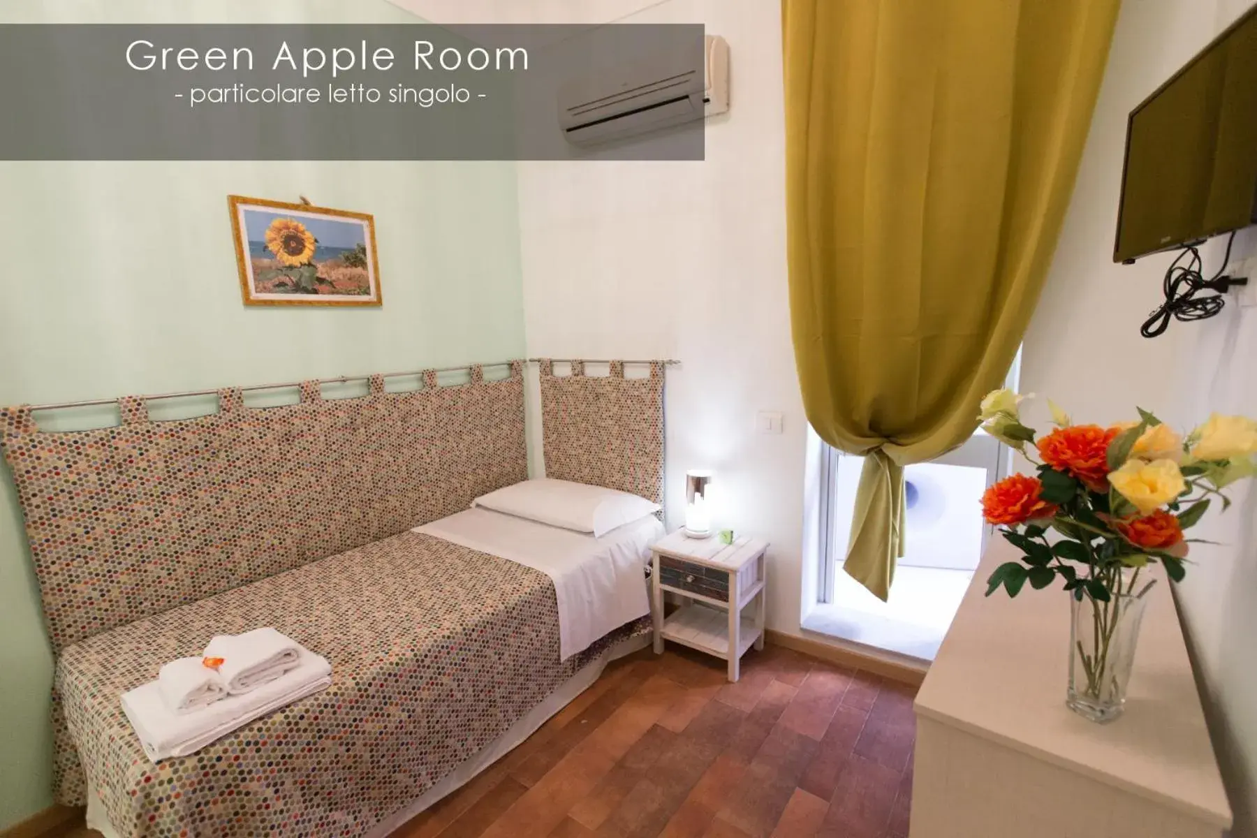 Single Room with Private Bathroom - single occupancy in La Casa del Liberty Single Room with Private Bathroom - single occupancy in La Casa del Liberty