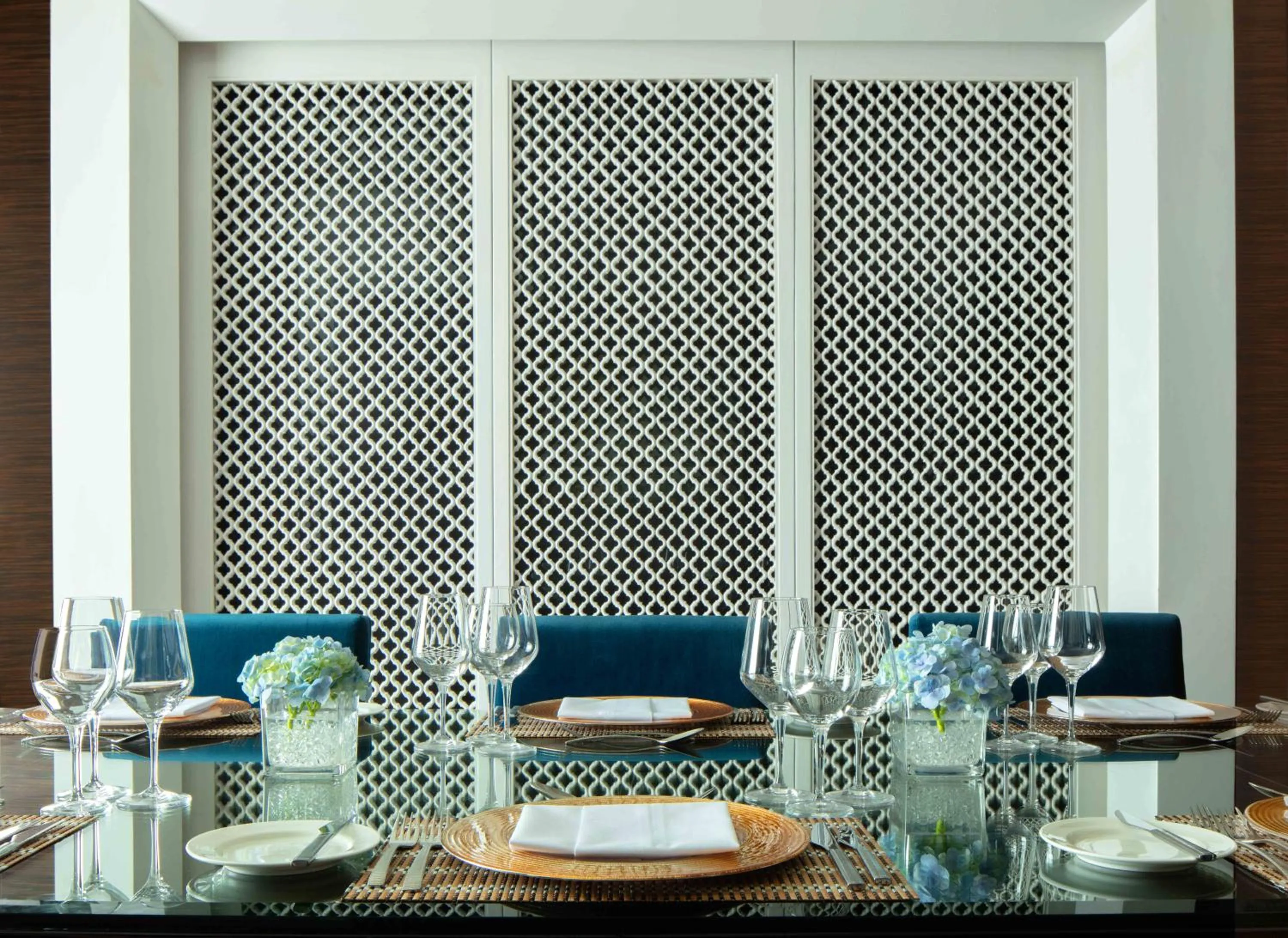 Seating area in Radisson Blu Cebu