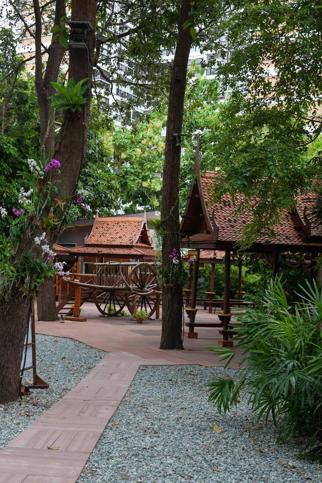 Sugar Hut Resort & Restaurant