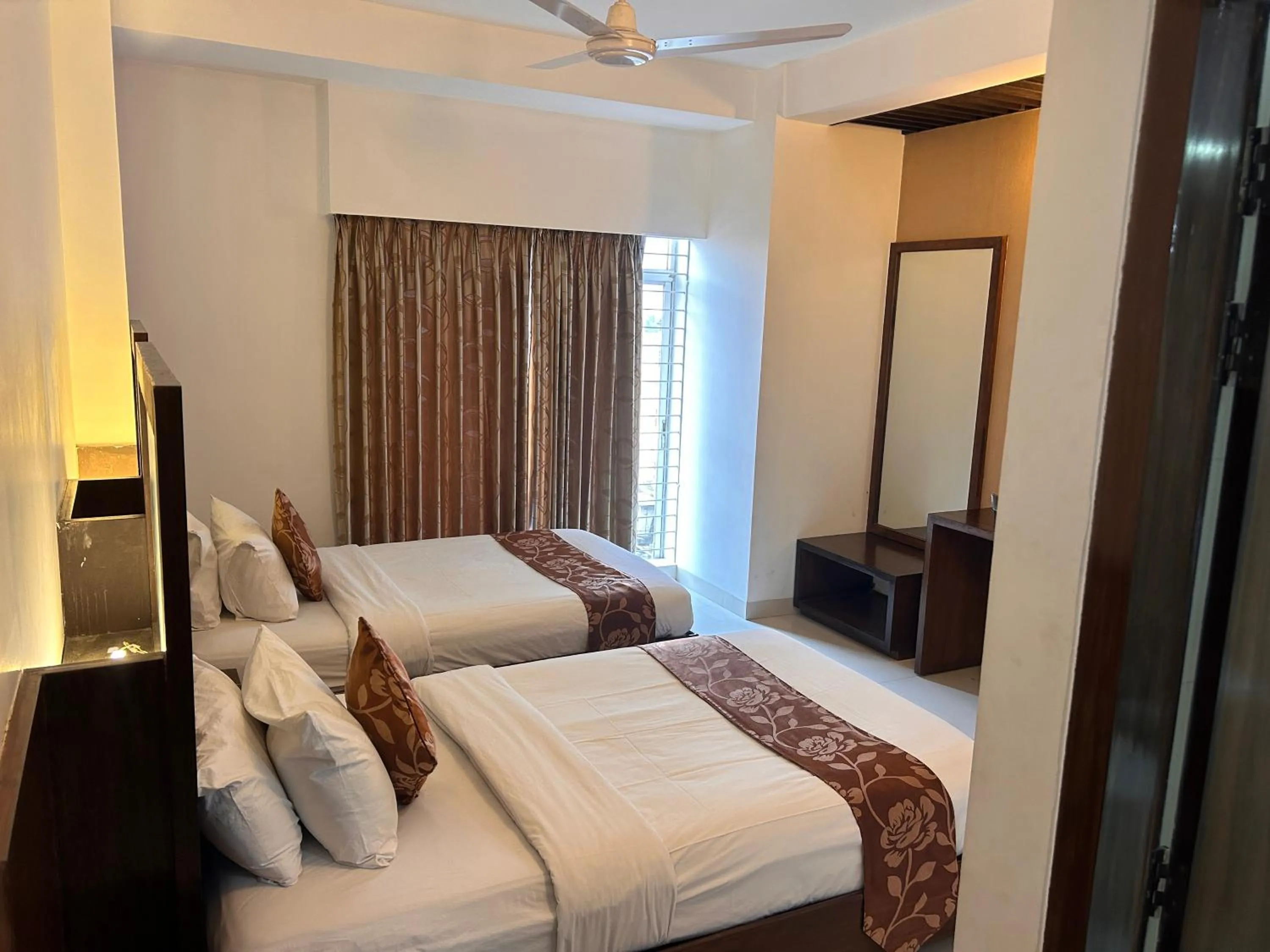 Bed in La Vista Hotel