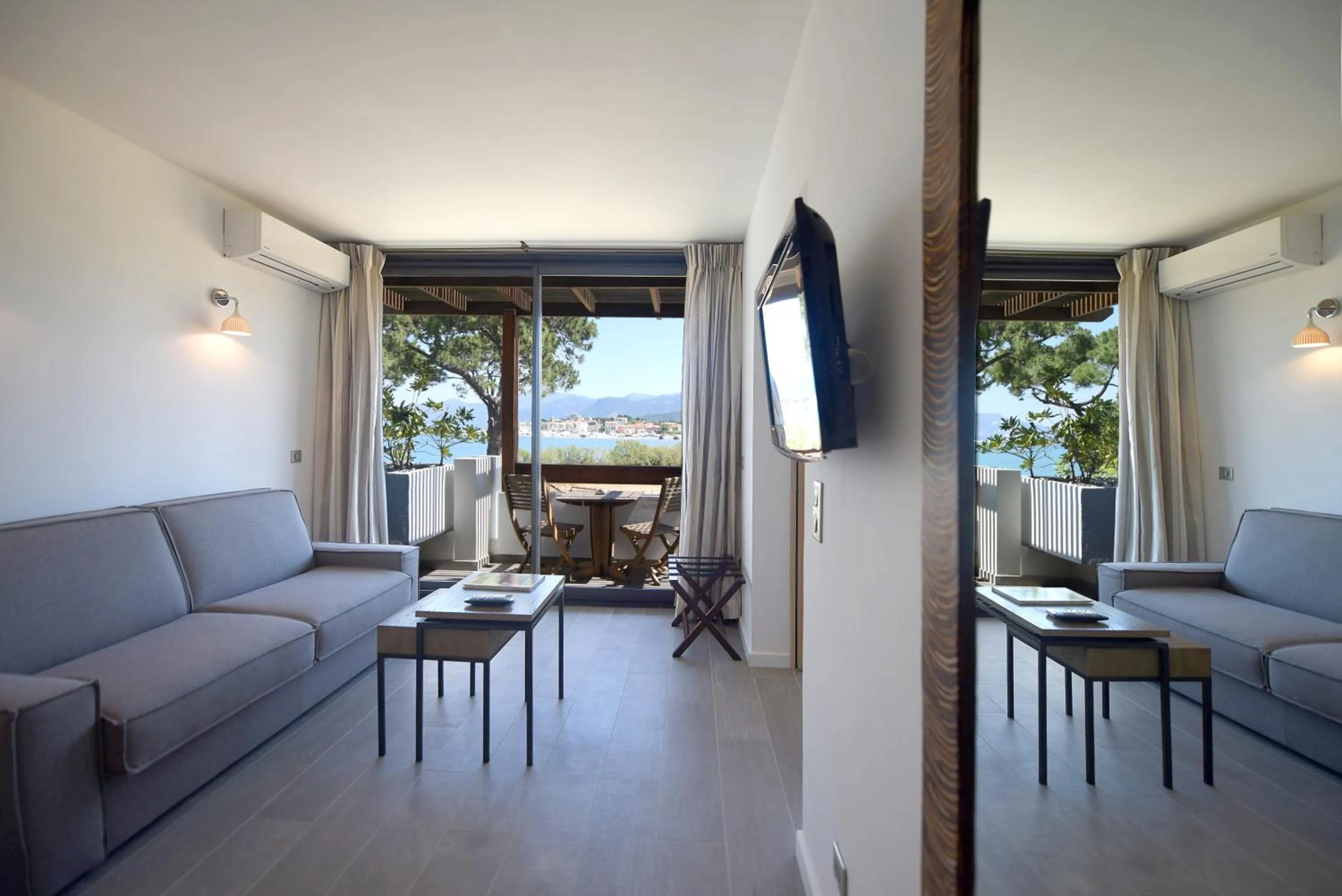 Seating area in Hôtel La Roya