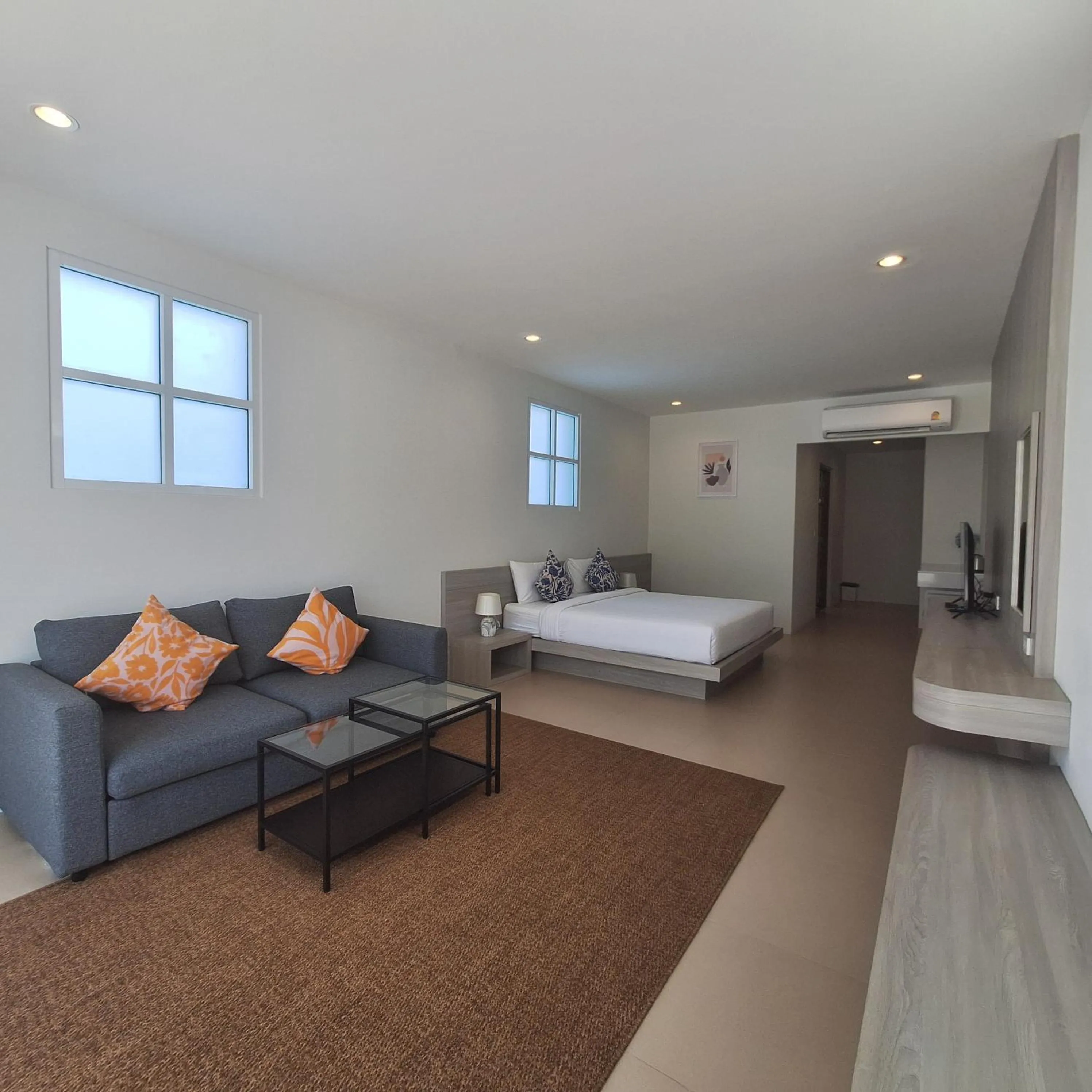 Photo of the whole room, Bed in Baanfah Resort Samui