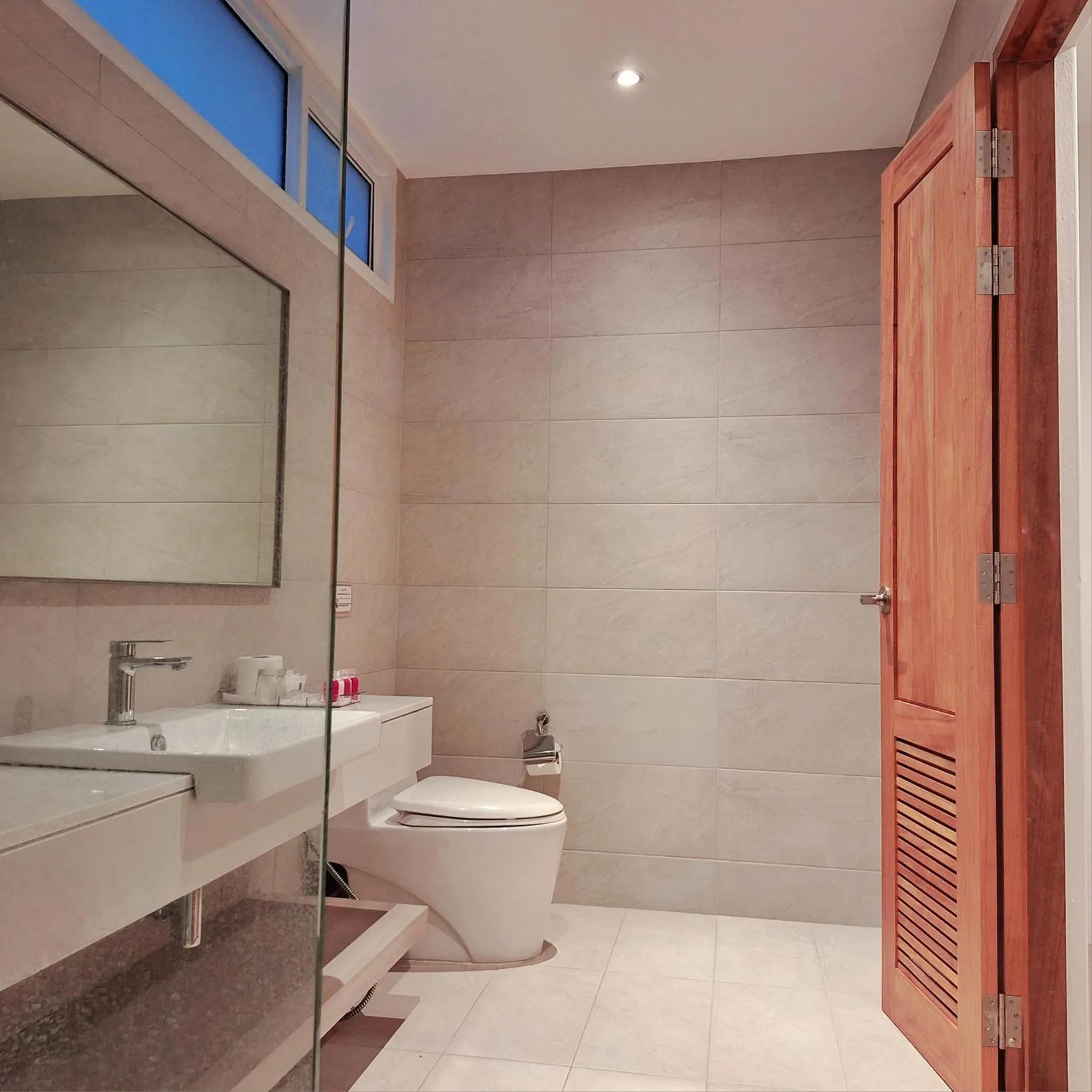 Toilet in Baanfah Resort Samui