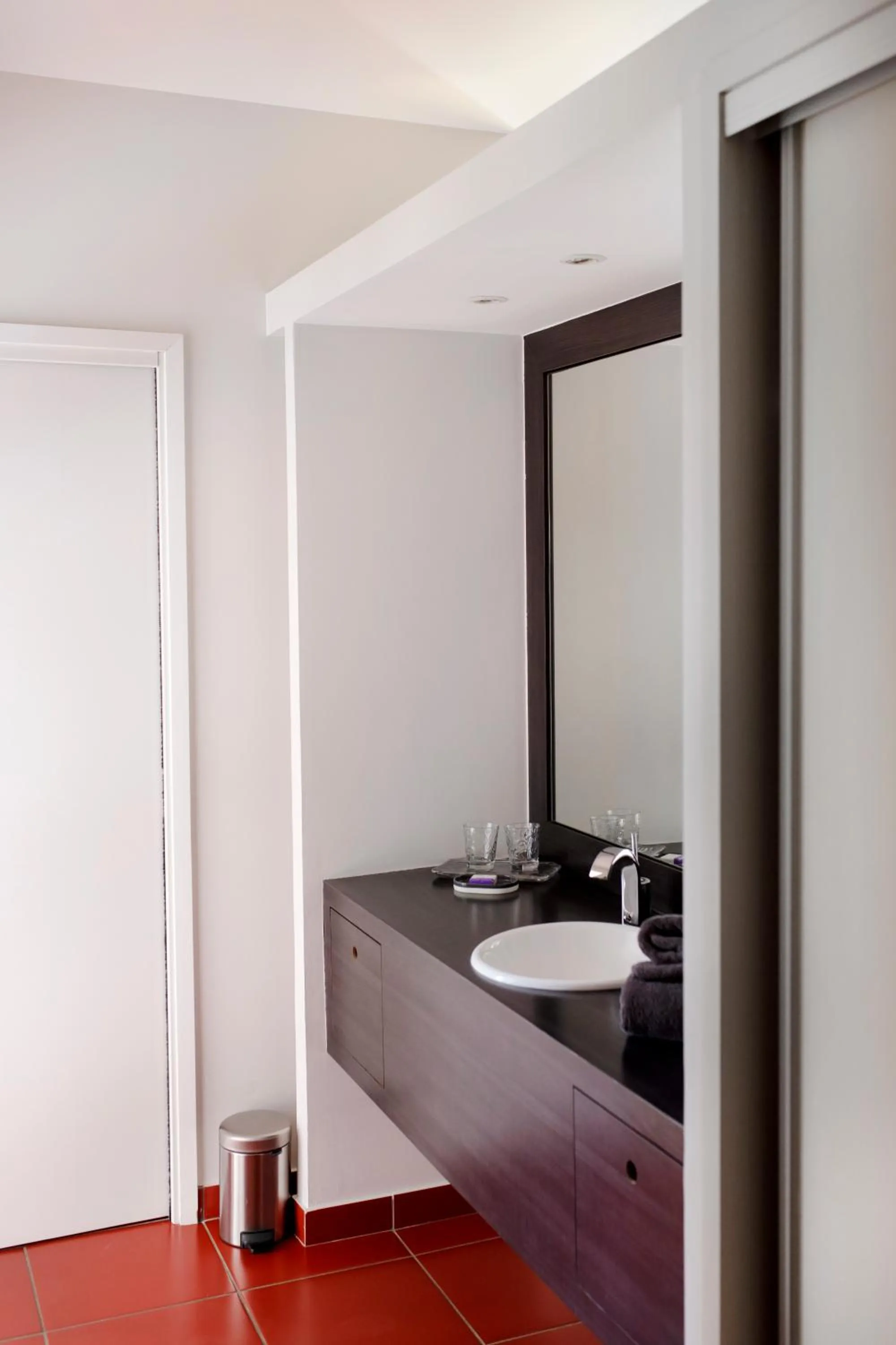 Bathroom in Maison Decoret - Relais & Châteaux