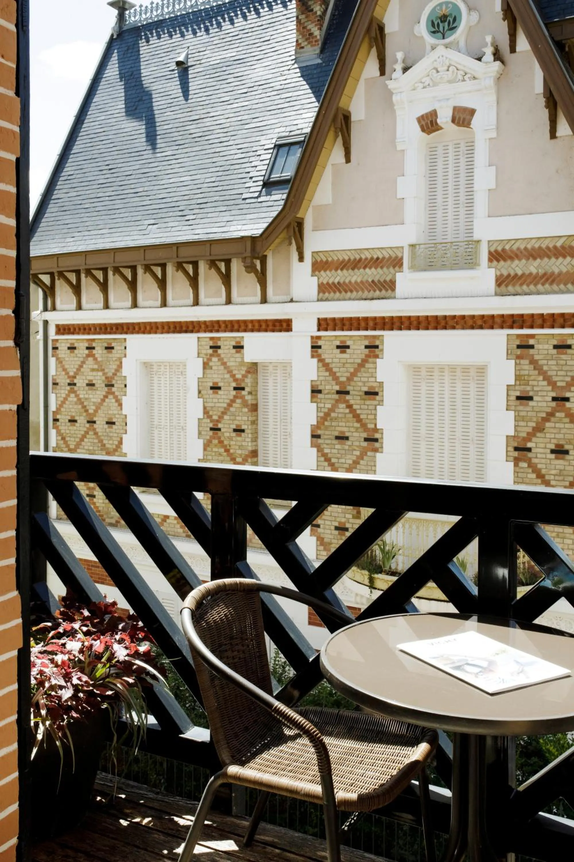 Balcony/Terrace in Maison Decoret - Relais & Châteaux