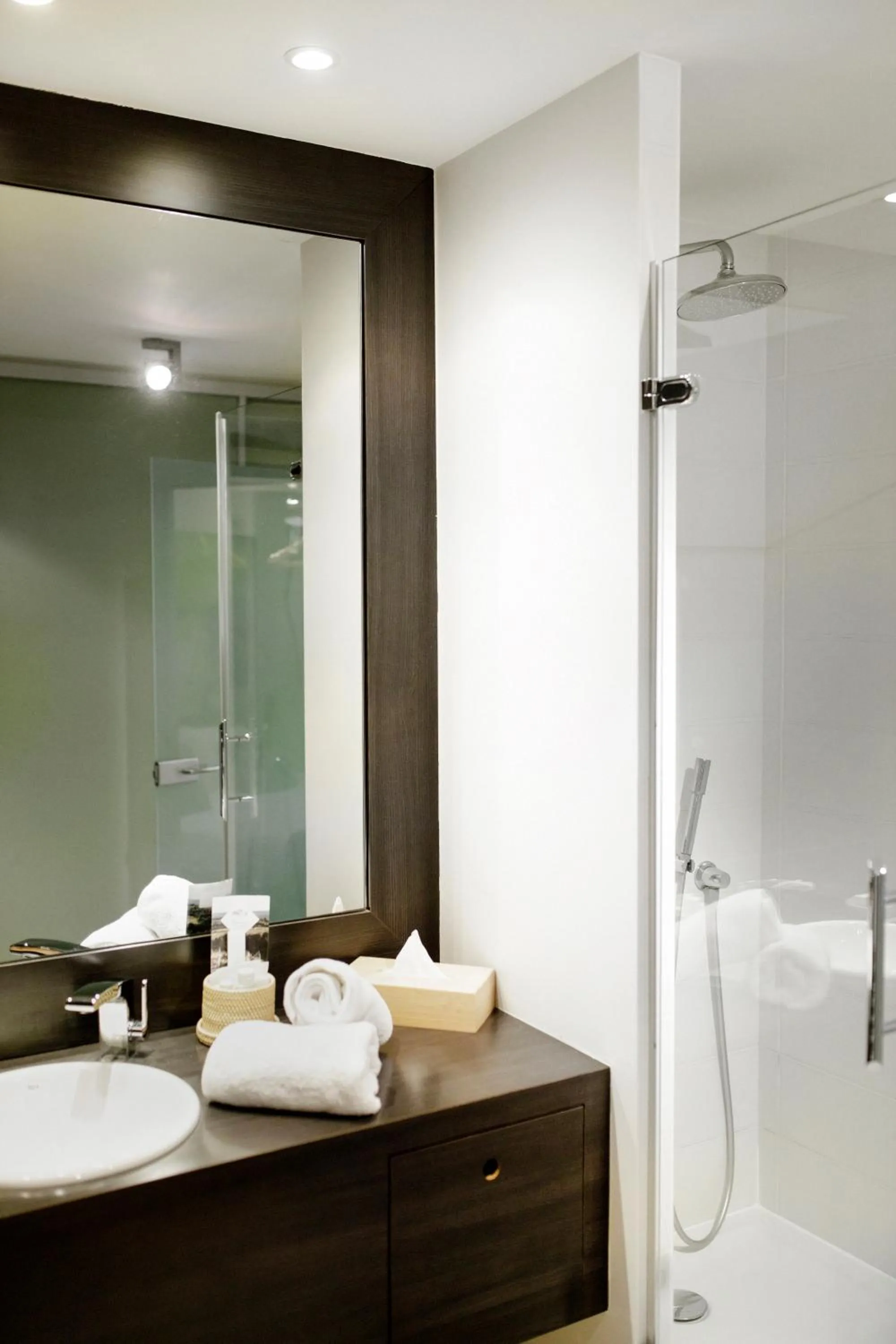 Bathroom in Maison Decoret - Relais & Châteaux