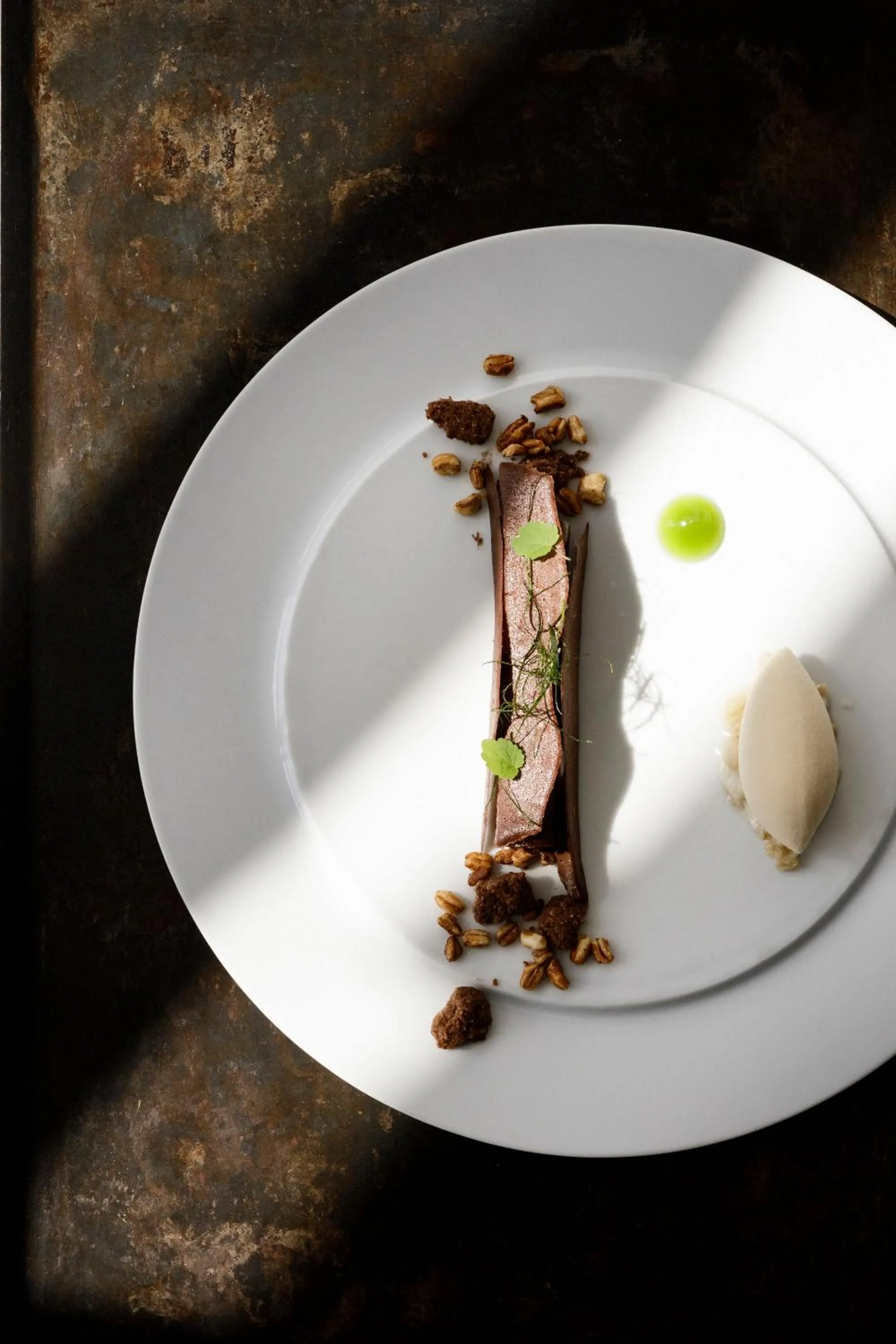 Restaurant/places to eat in Maison Decoret - Relais & Châteaux