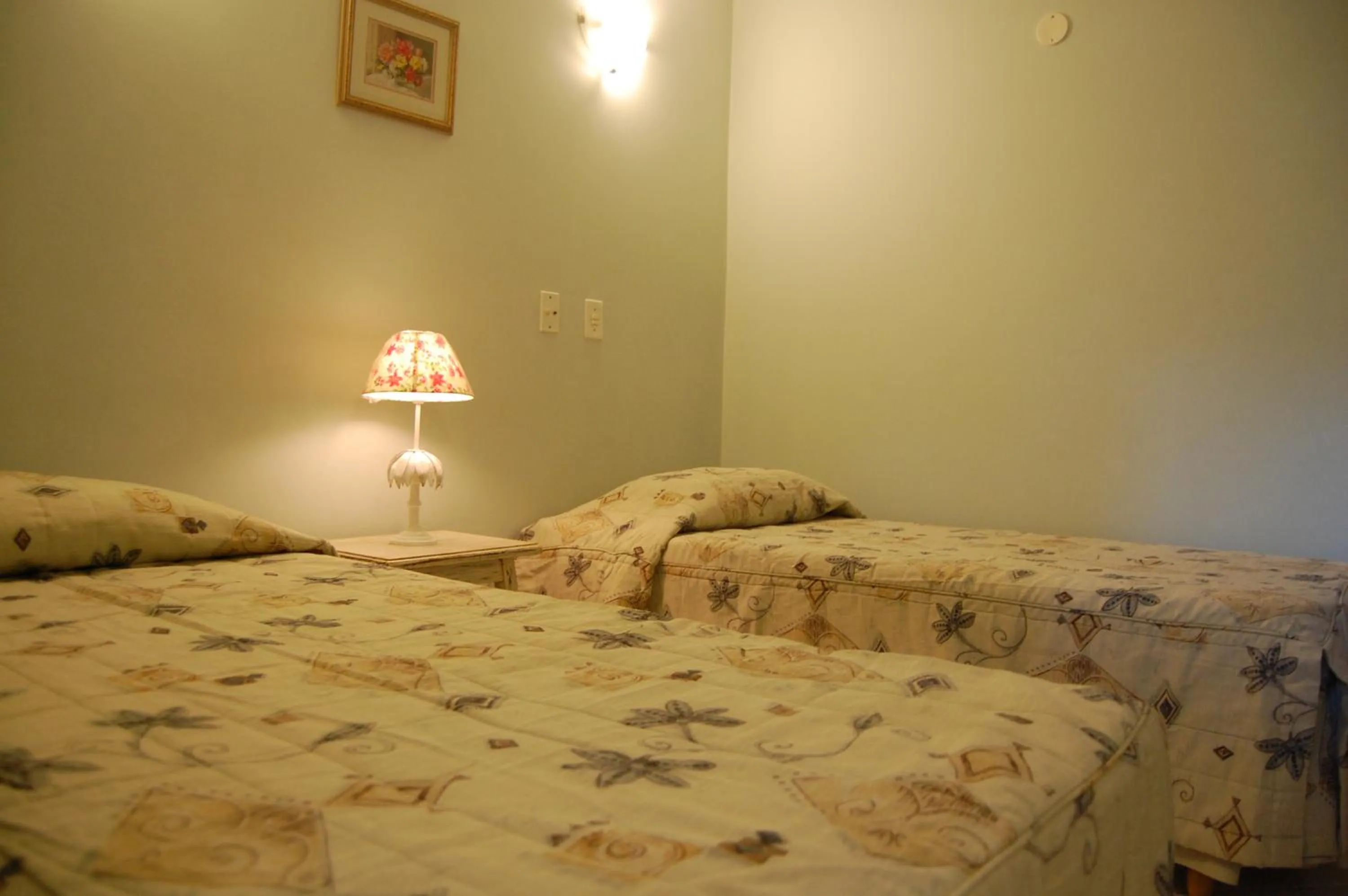 Photo of the whole room, Bed in Pousada Águas de Parati