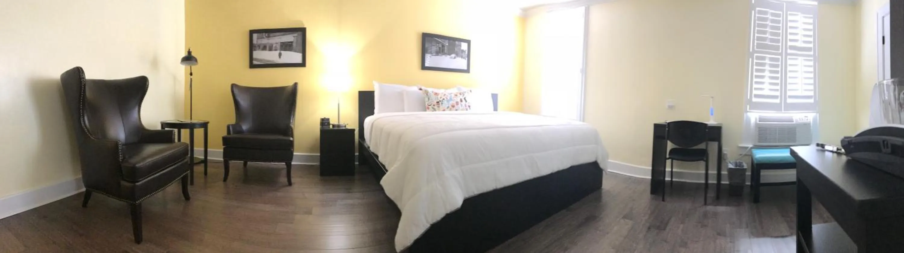 Bed in The Sherman Inn