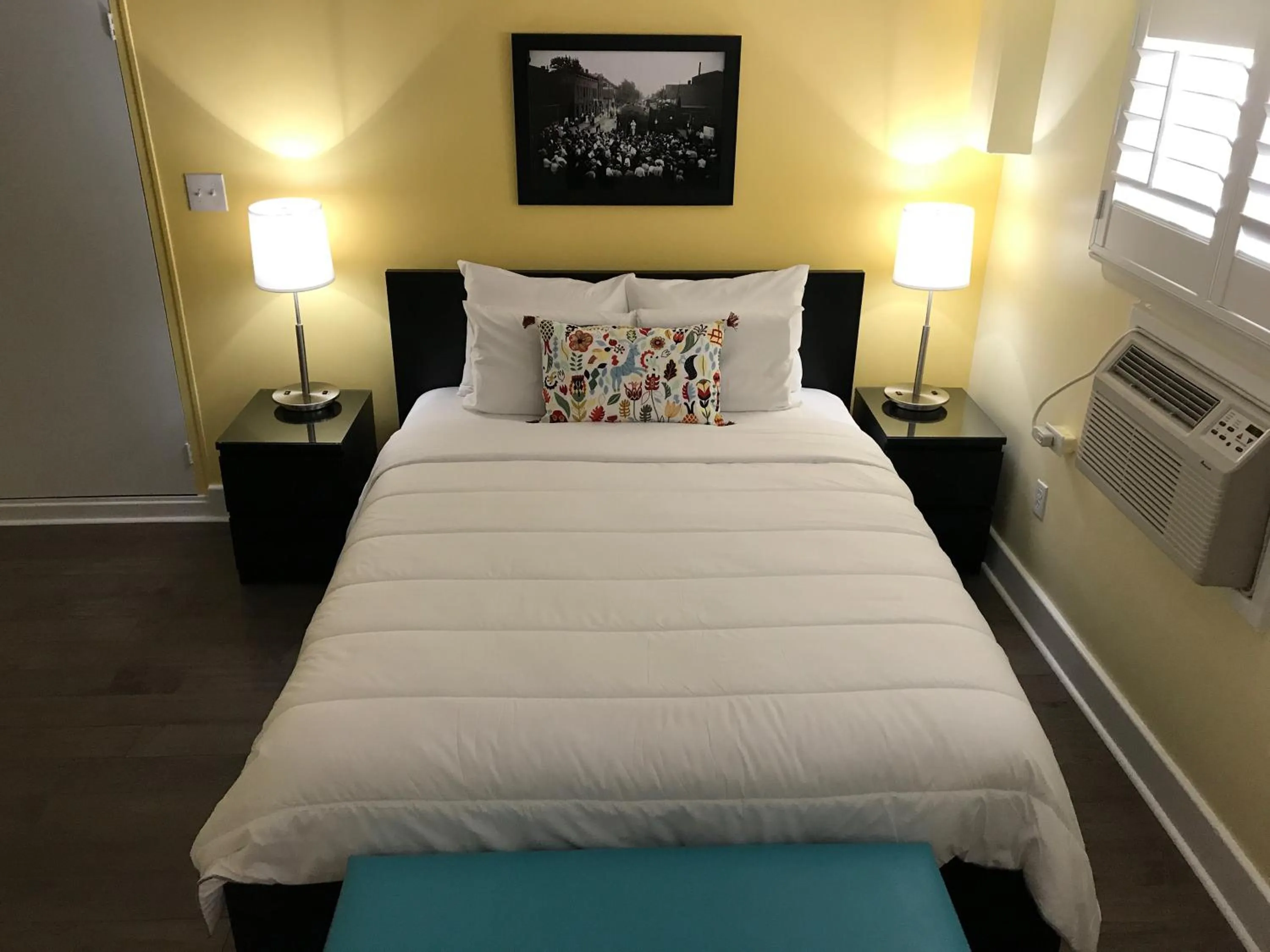 Bed in The Sherman Inn