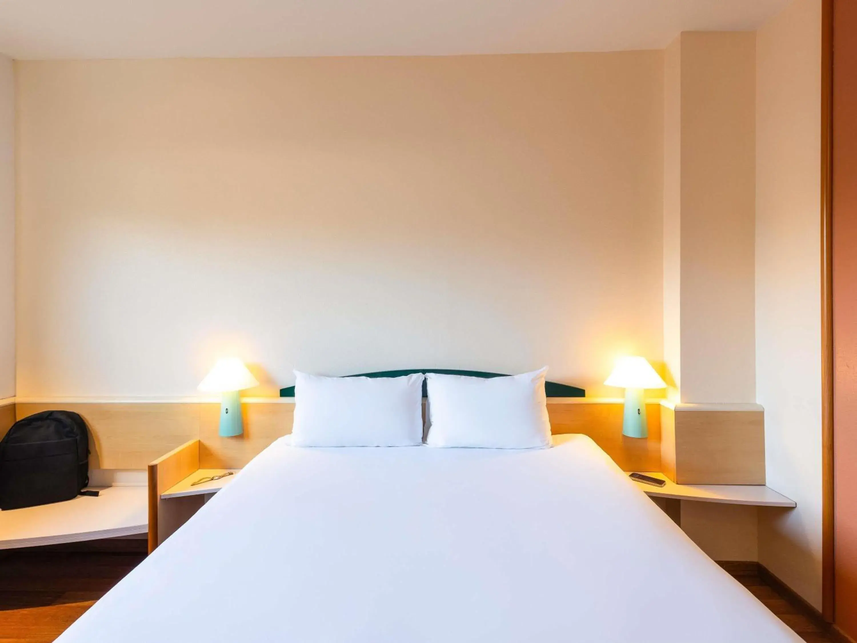 Standard Double Room in Ibis Bilbao Barakaldo Standard Double Room in Ibis Bilbao Barakaldo