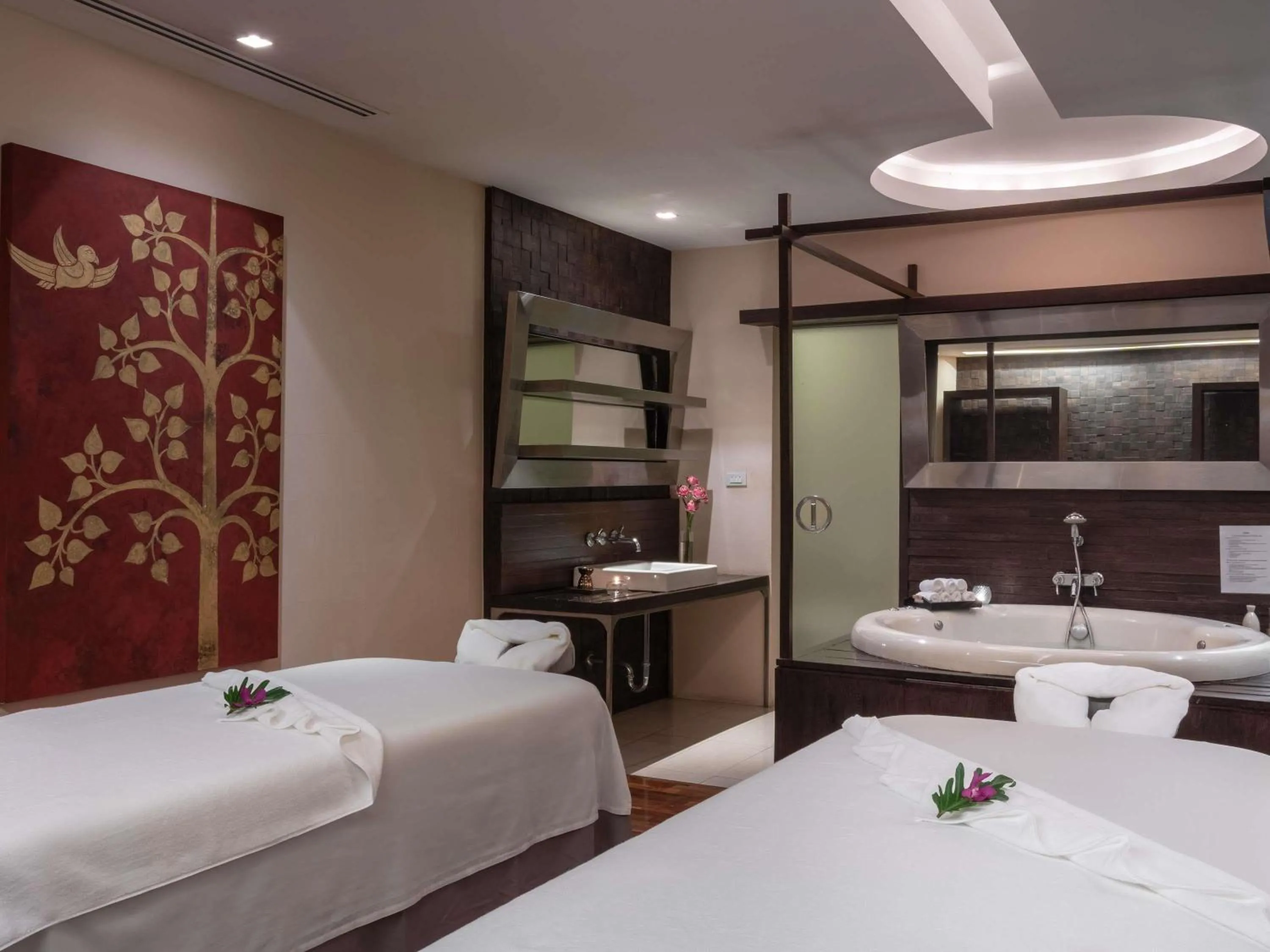 Property building, Bed in Pullman Bangkok Hotel G