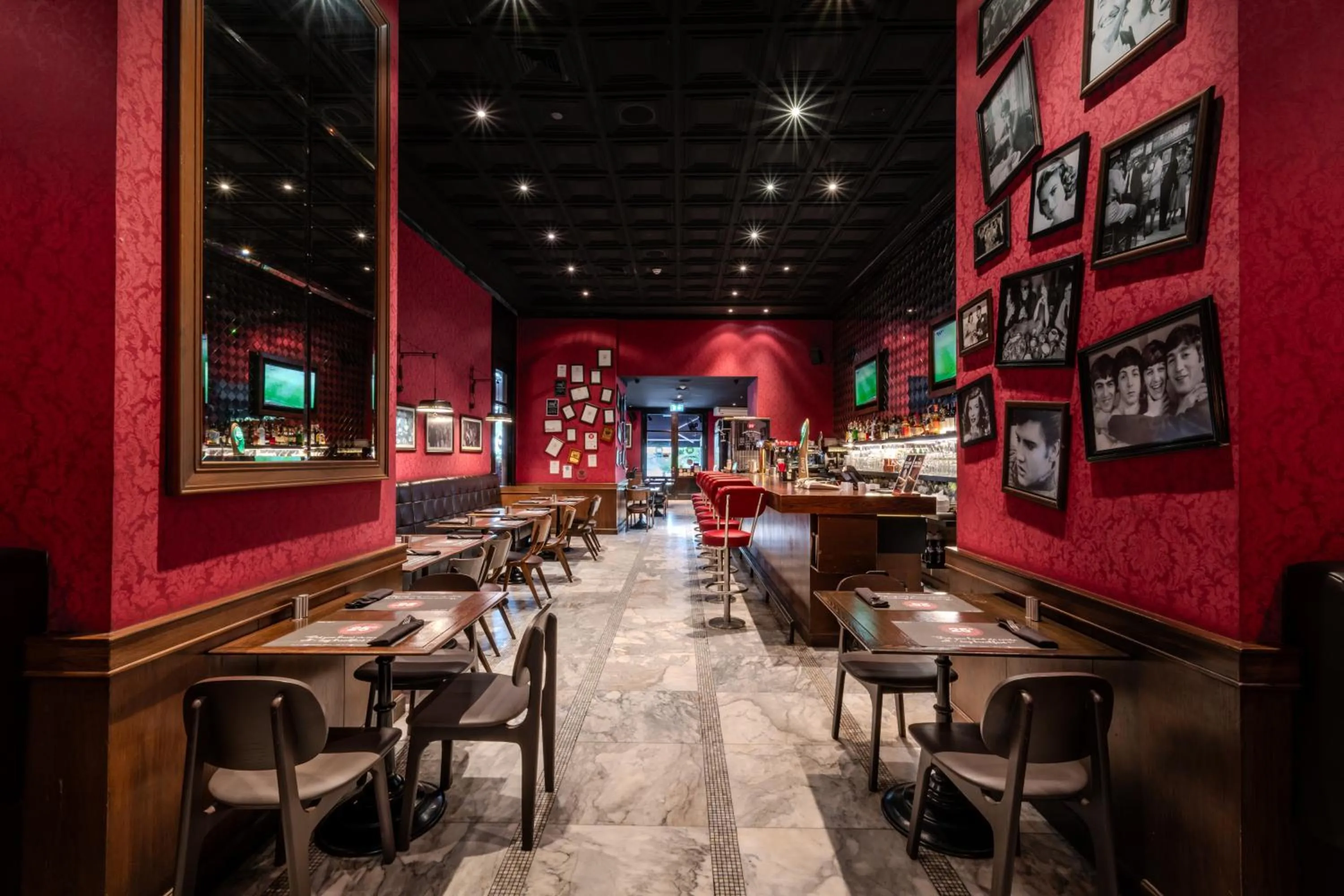 Restaurant/places to eat in Pullman Bangkok Hotel G