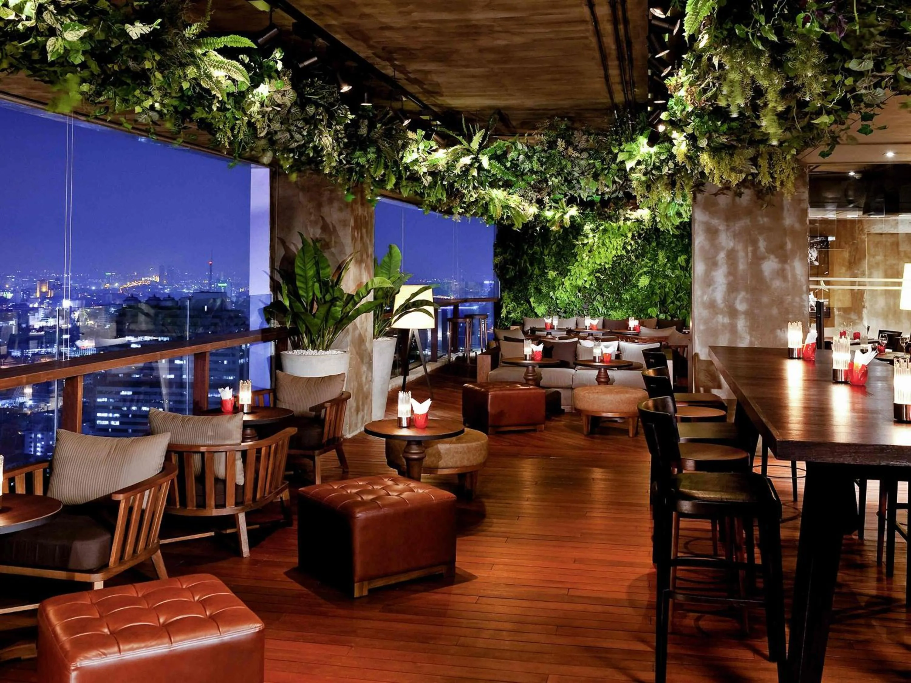 Restaurant/places to eat in Pullman Bangkok Hotel G