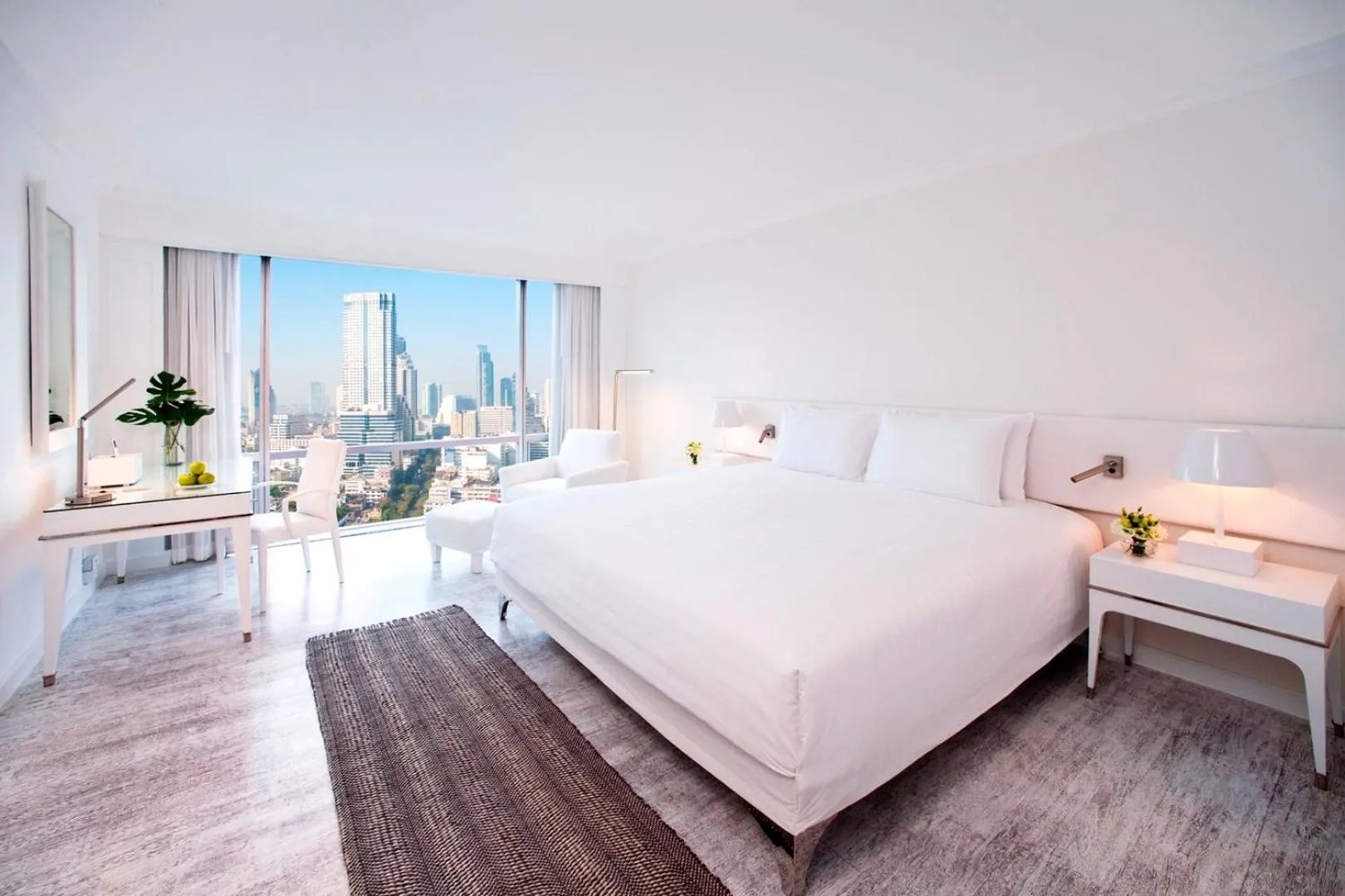 Bedroom, Bed in Pullman Bangkok Hotel G