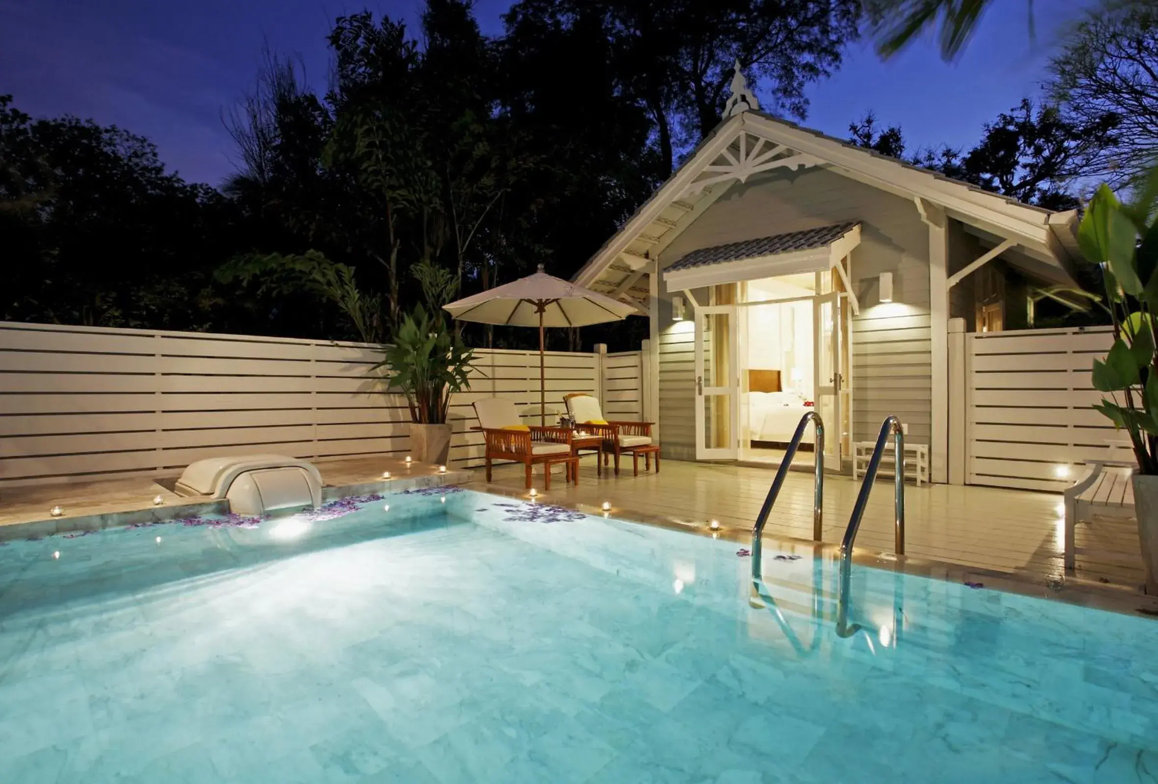 Villa 1 Bedroom with Private Pool Twin in Centara Grand Beach Resort & Villas Hua Hin Villa 1 Bedroom with Private Pool Twin in Centara Grand Beach Resort & Villas Hua Hin