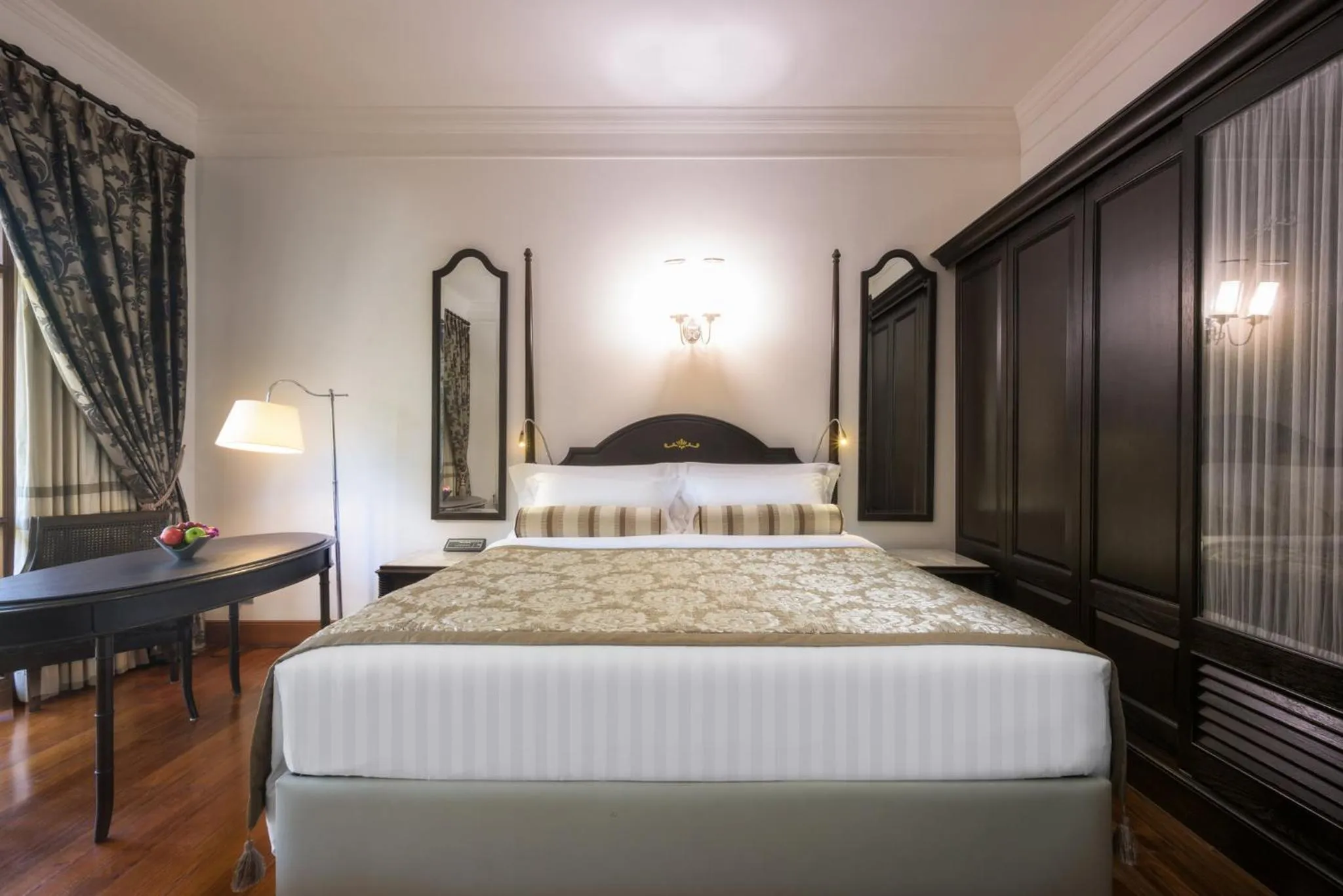 Photo of the whole room, Bed in Centara Grand Beach Resort & Villas Hua Hin