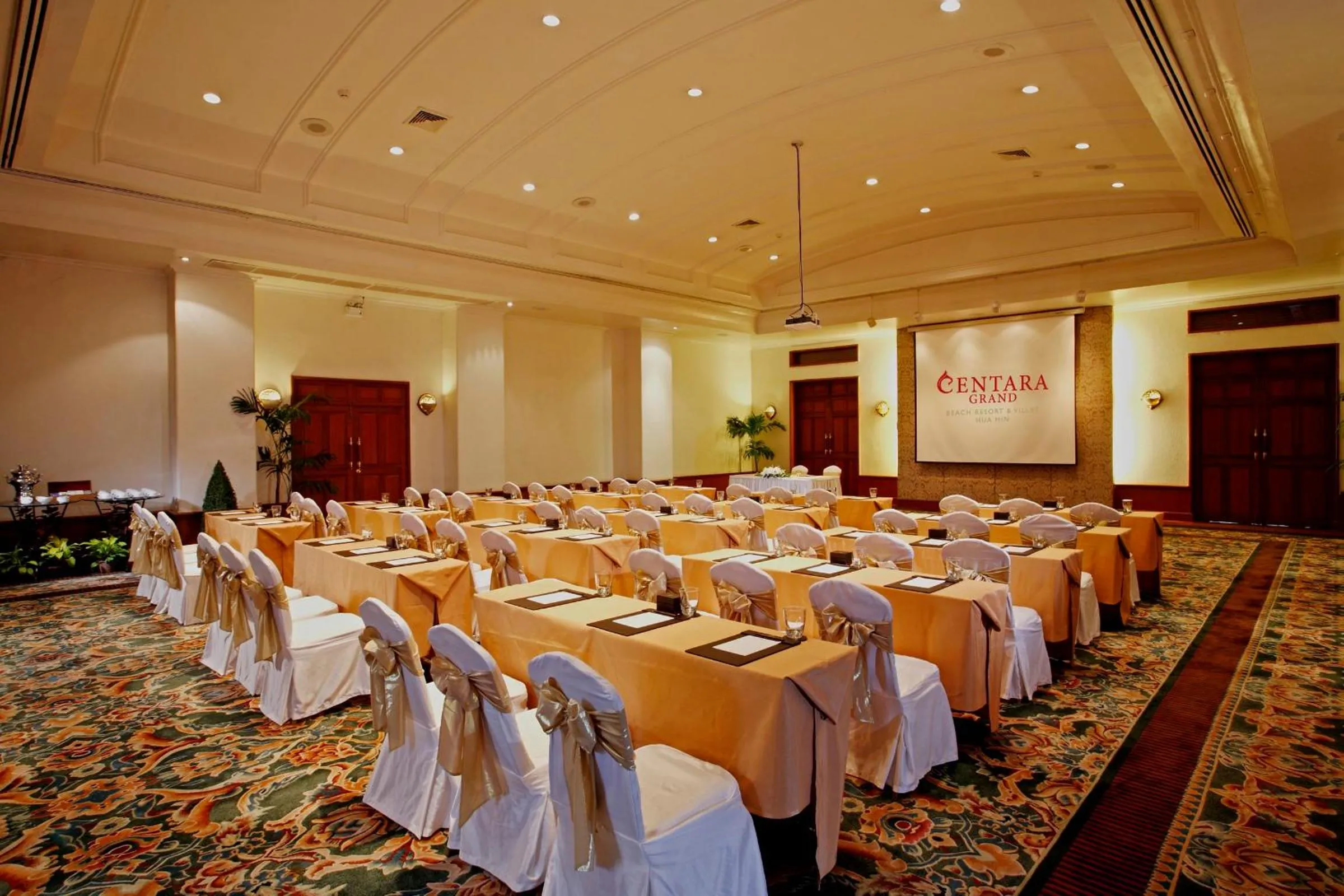 Meeting/conference room in Centara Grand Beach Resort & Villas Hua Hin