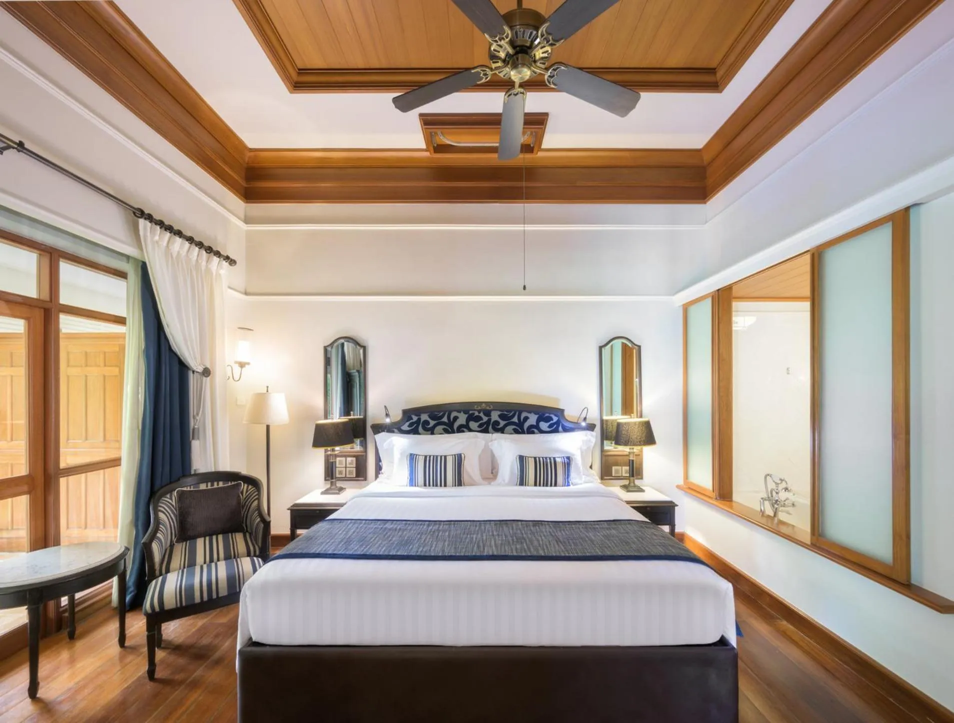 Photo of the whole room, Bed in Centara Grand Beach Resort & Villas Hua Hin
