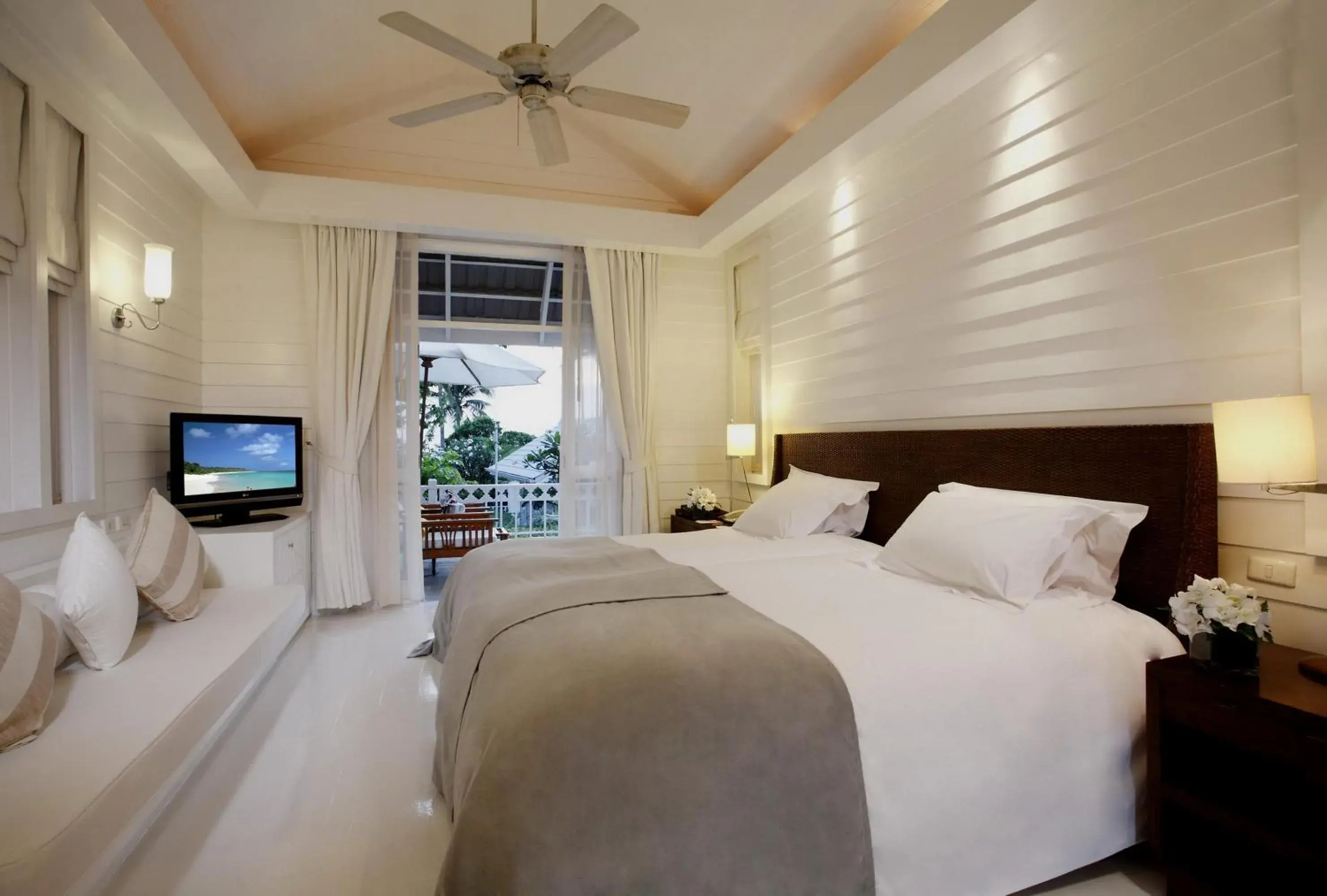 Villa 1 Bedroom with Garden View Twin in Centara Grand Beach Resort & Villas Hua Hin Villa 1 Bedroom with Garden View Twin in Centara Grand Beach Resort & Villas Hua Hin