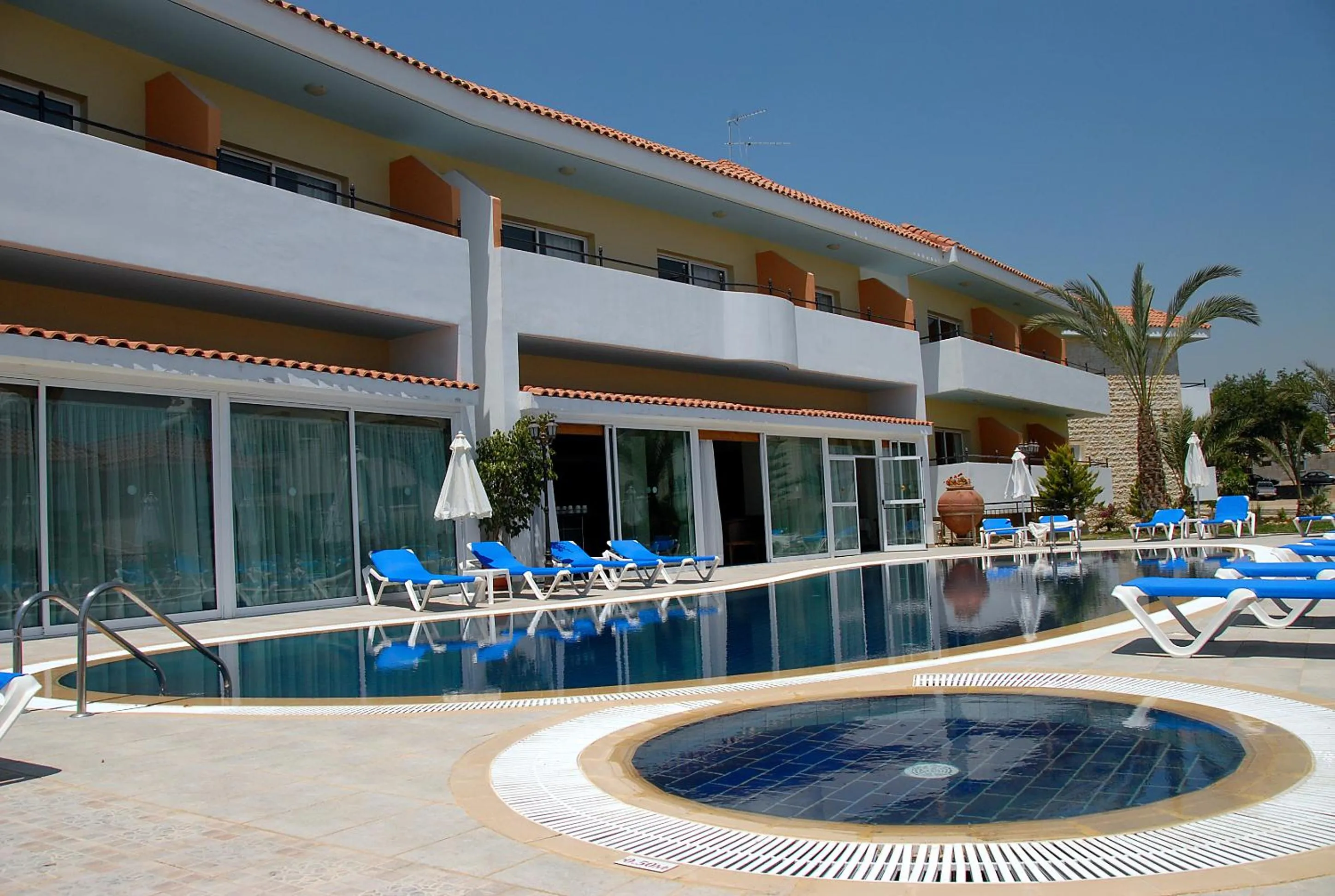Swimming pool in M. Moniatis Hotel