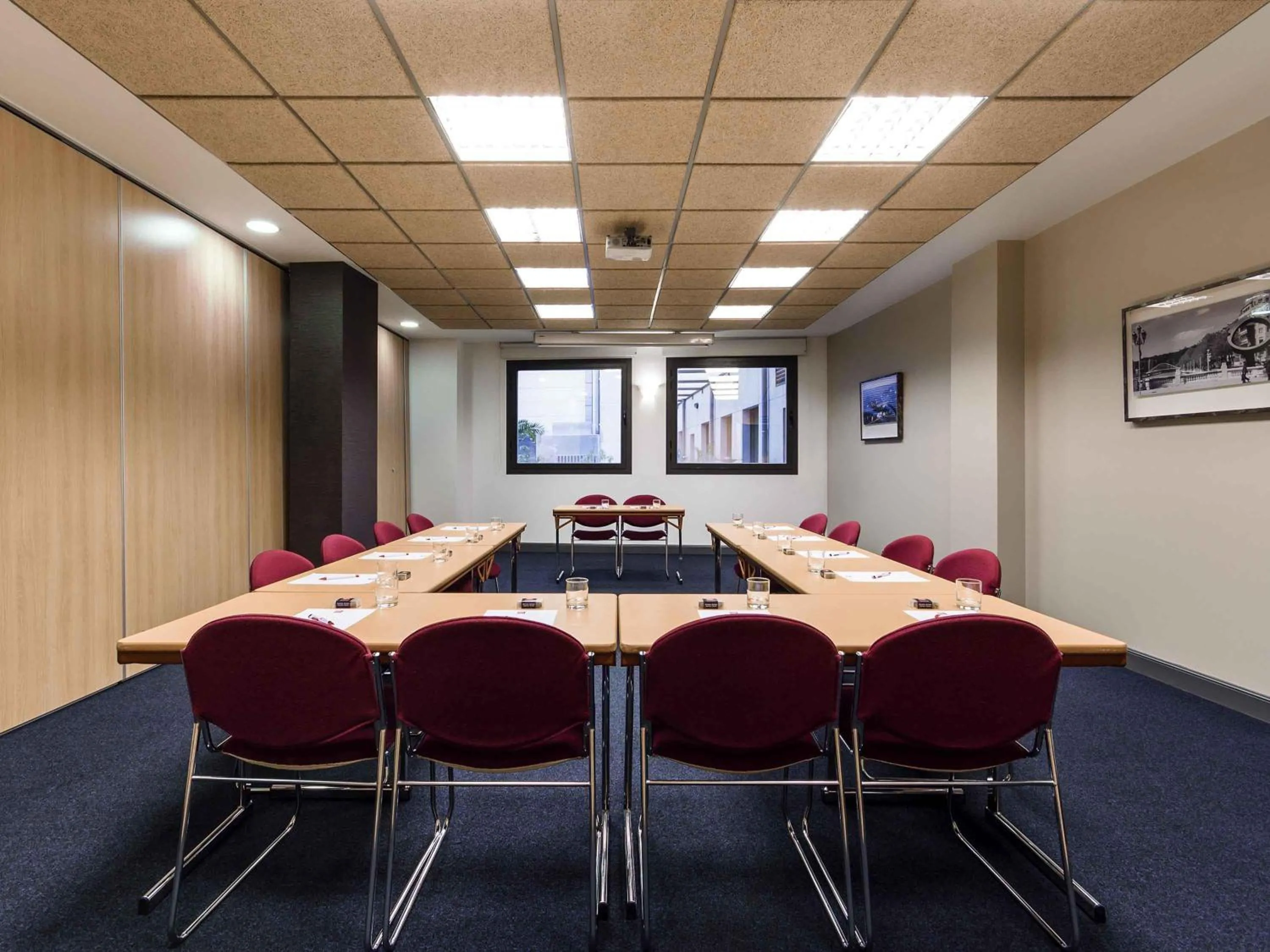 Meeting/conference room in Ibis Bilbao Centro