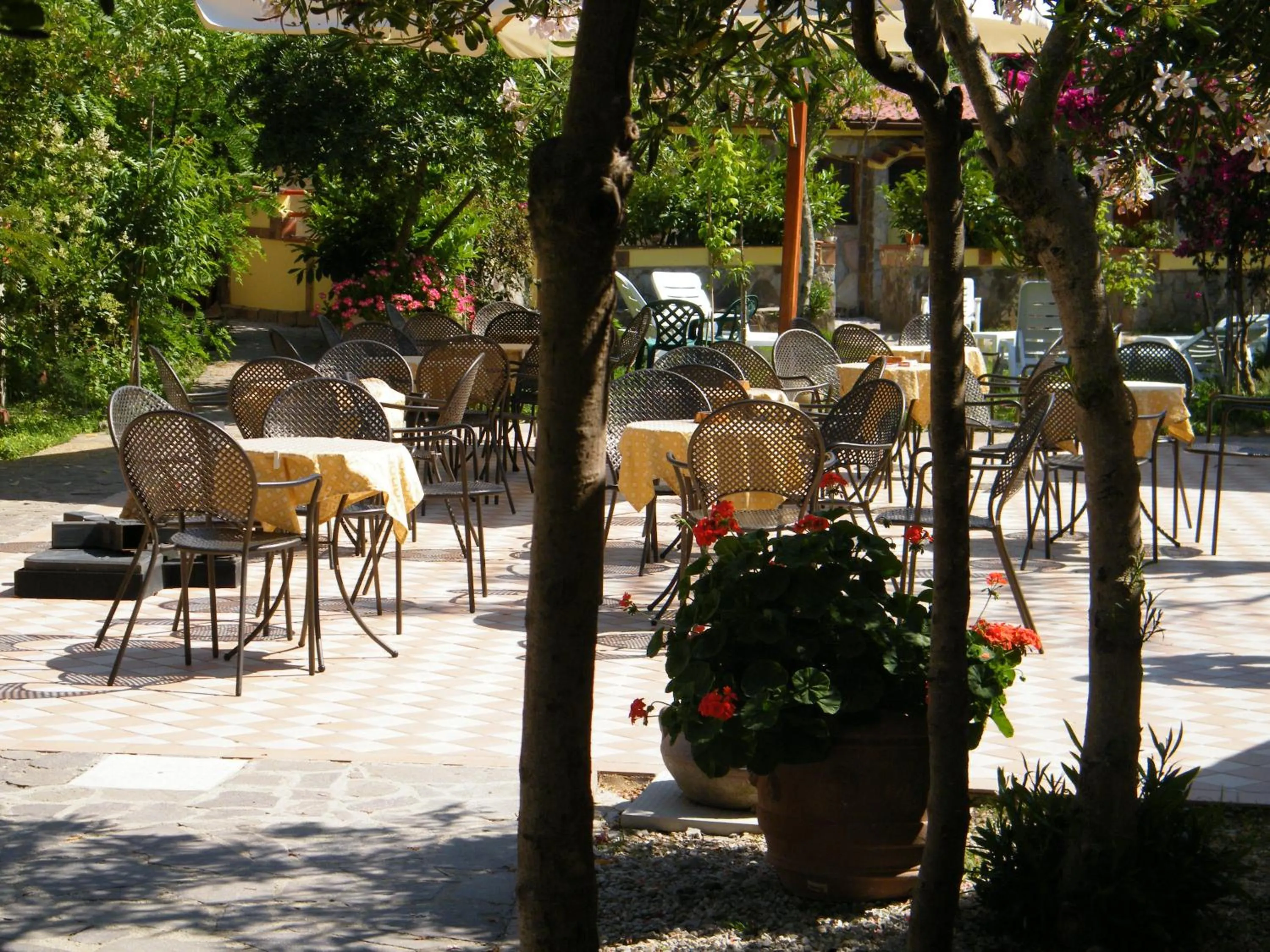 Restaurant/places to eat in Hotel Villaggio Tabù