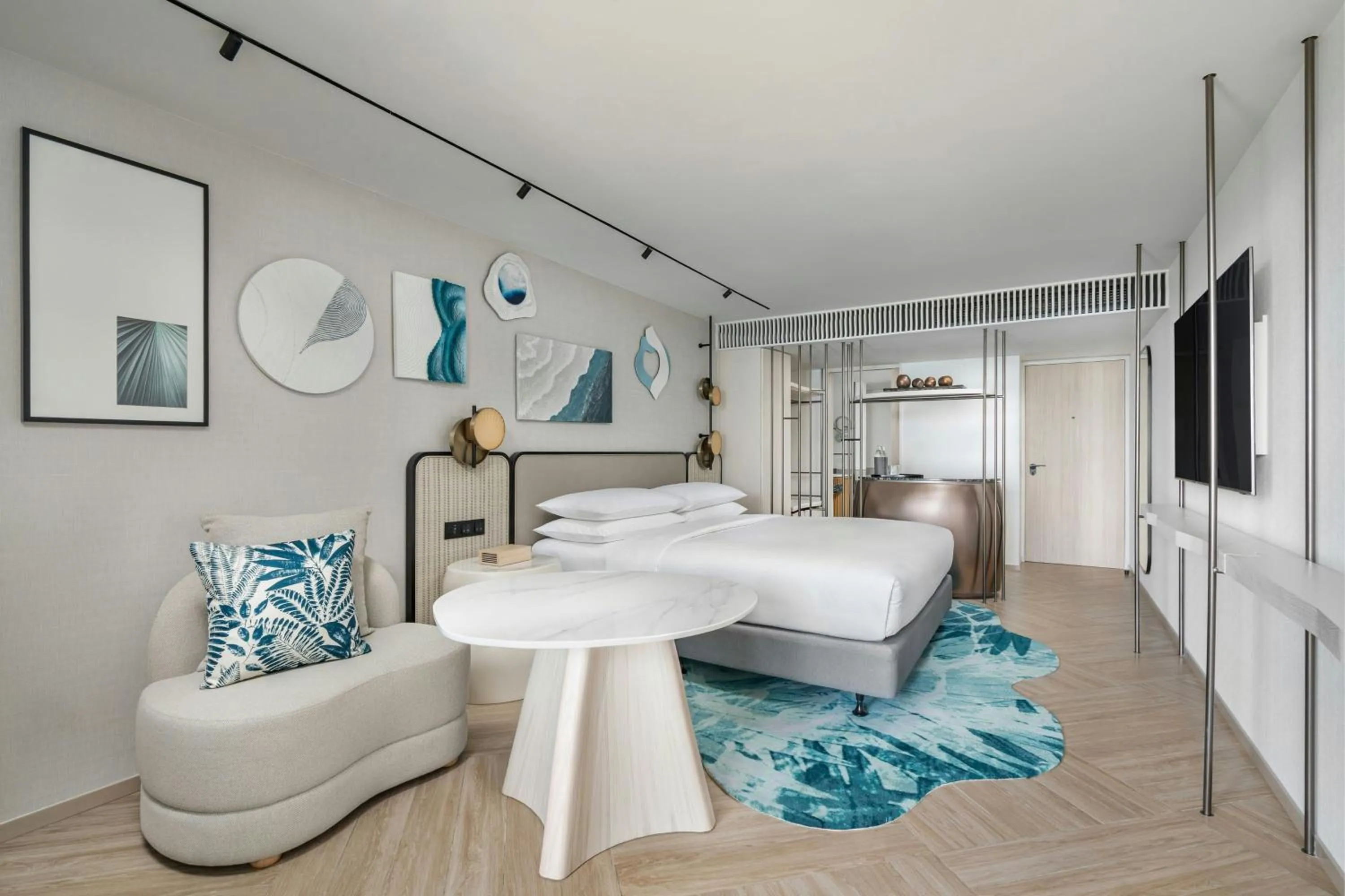 Photo of the whole room, Bed in Pattaya Marriott Resort and Spa