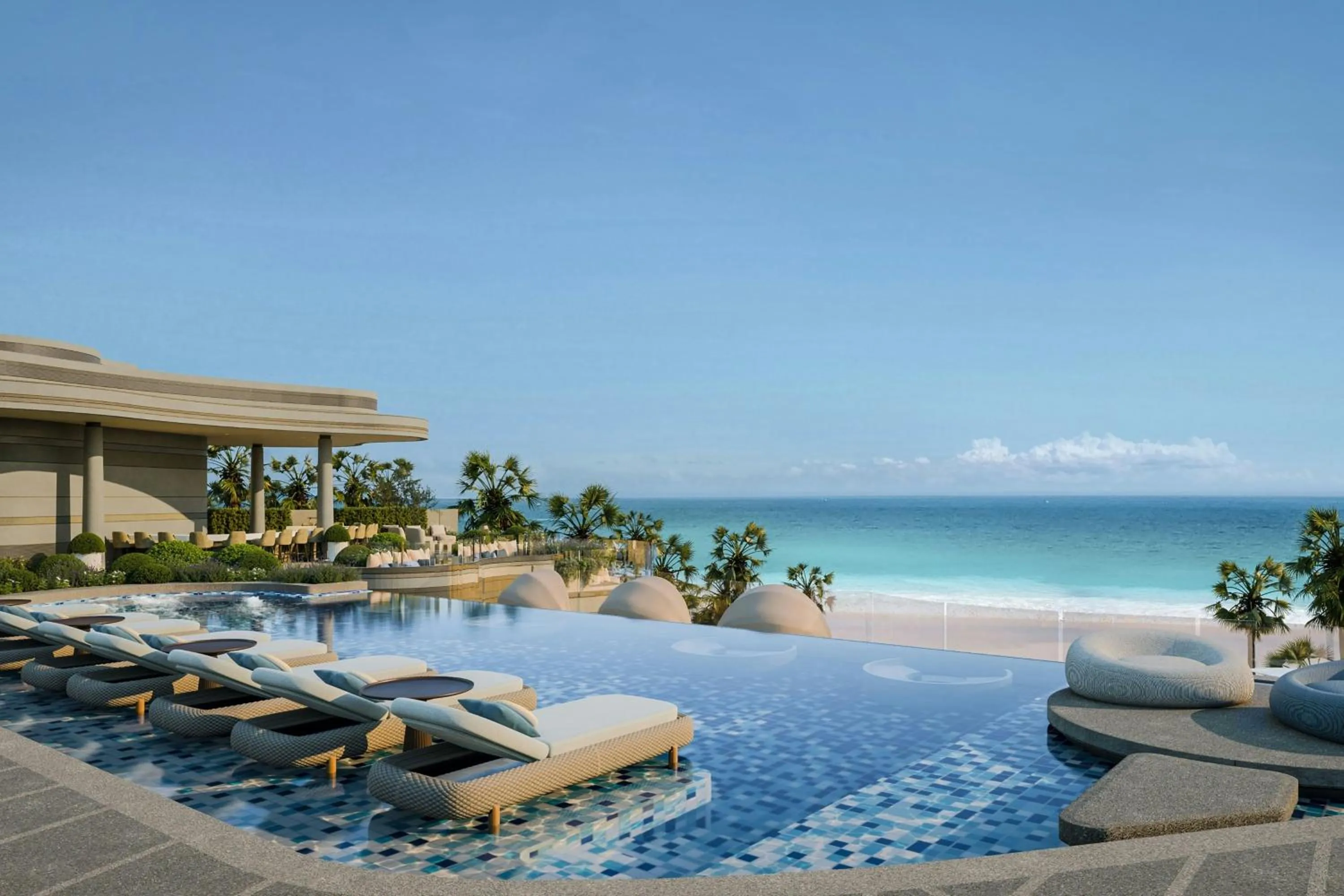 Beach in Pattaya Marriott Resort and Spa