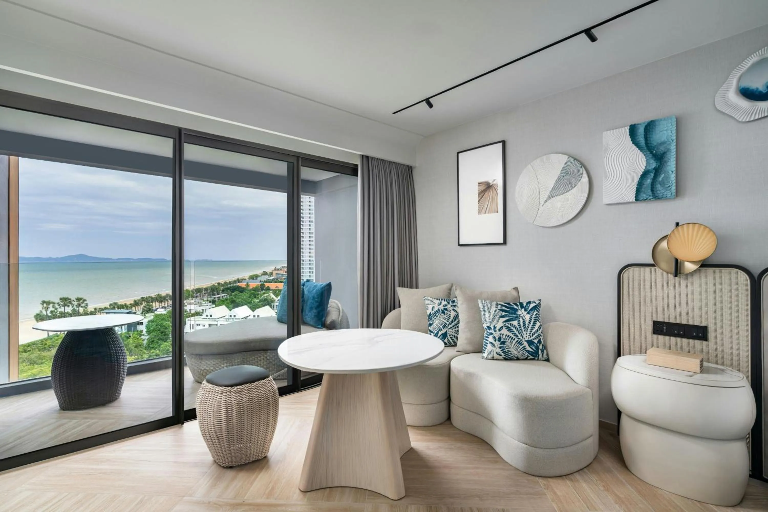 Living room in Pattaya Marriott Resort and Spa