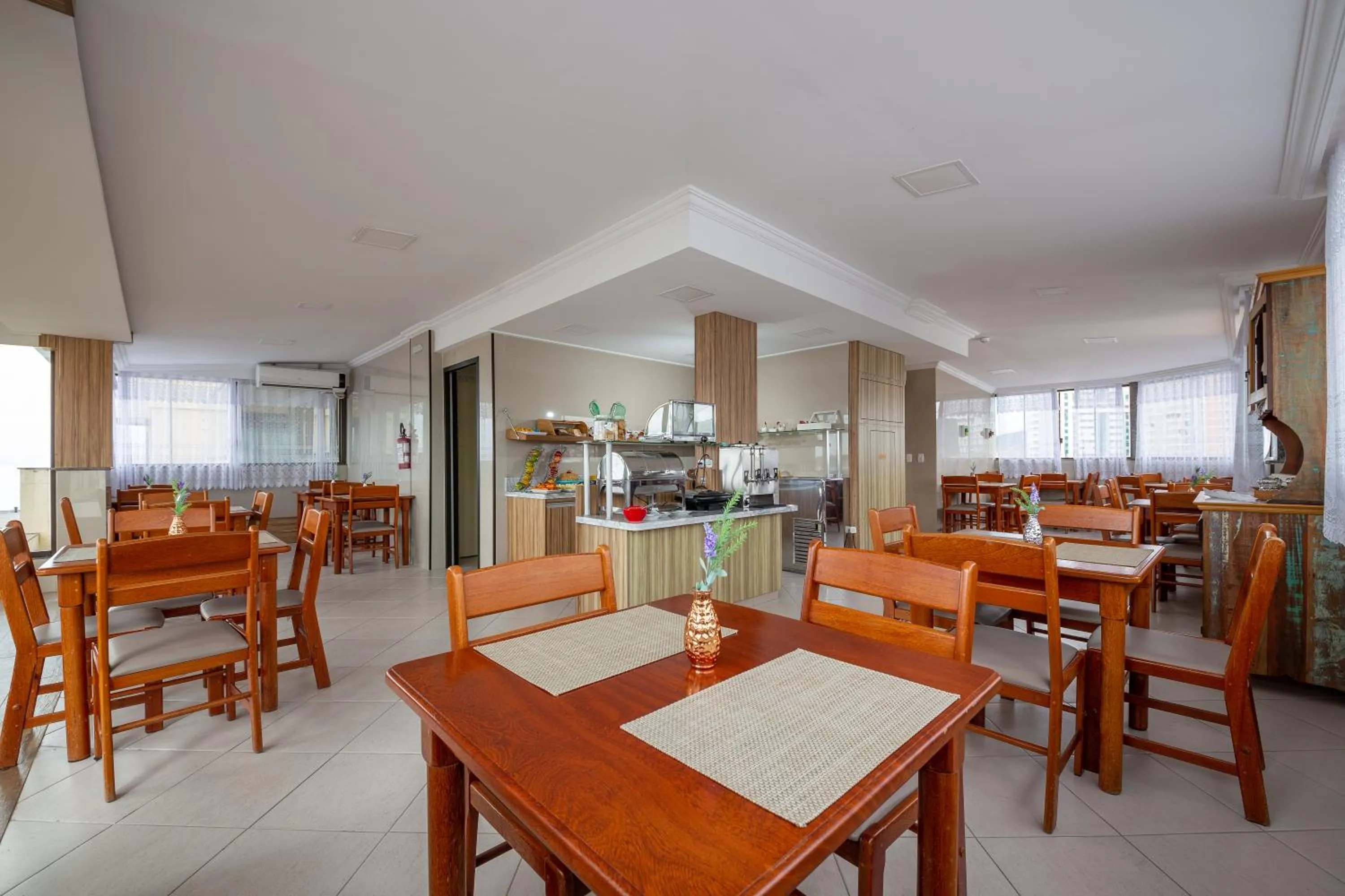 Restaurant/places to eat in Slim São José Zion